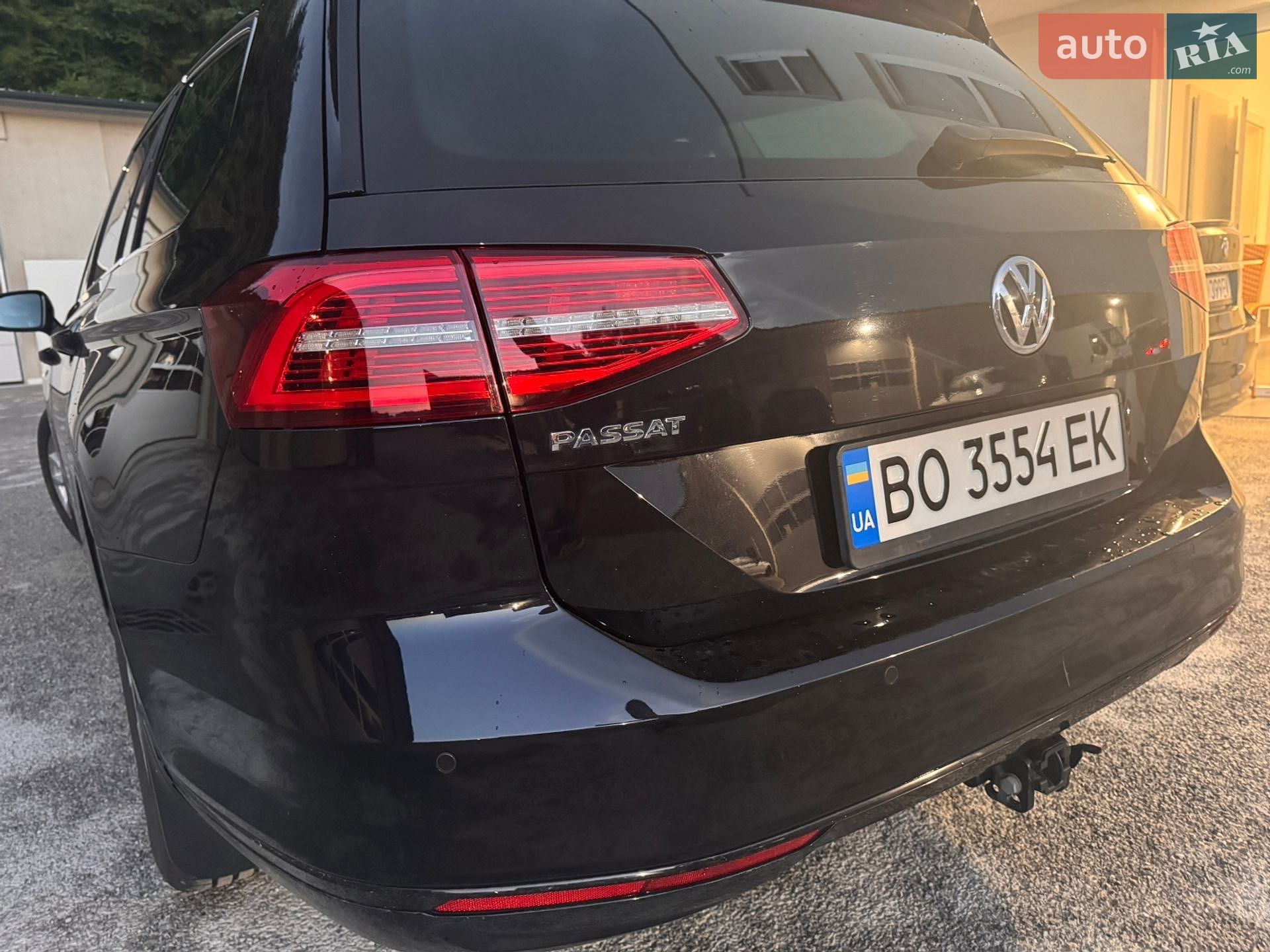 Volkswagen Passat 2018 VIN WVWZZZ3CZJE135924 фото оголошення 4 з 21