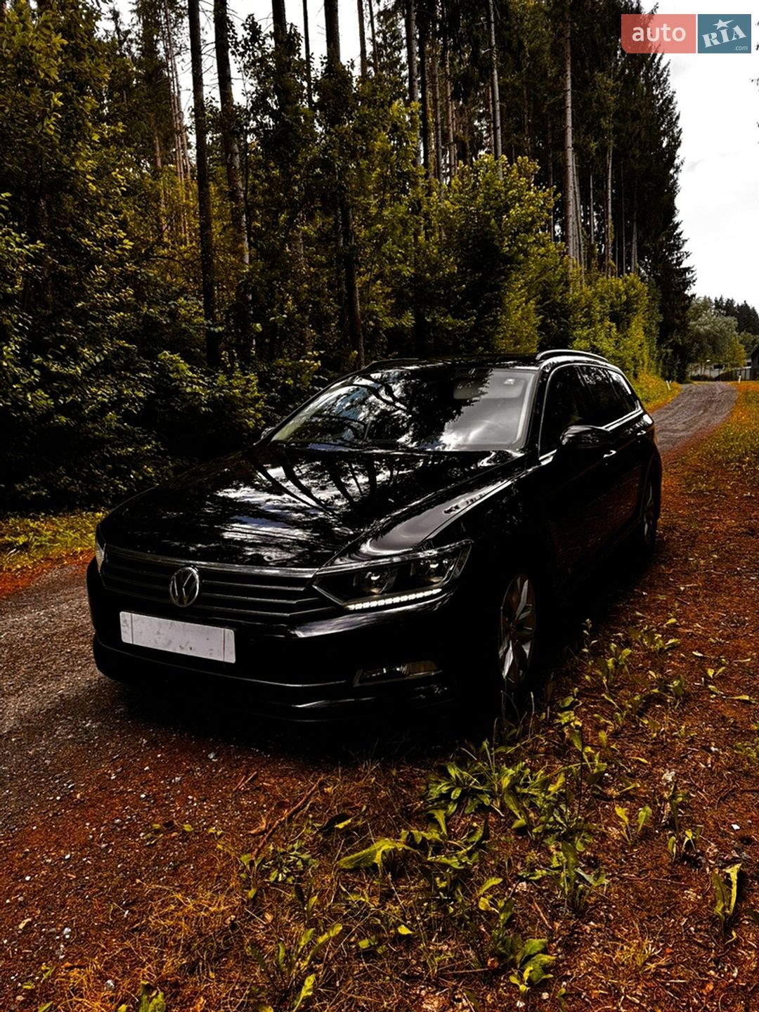 Volkswagen Passat 2018 VIN WVWZZZ3CZJE135924 фото оголошення 7 з 21