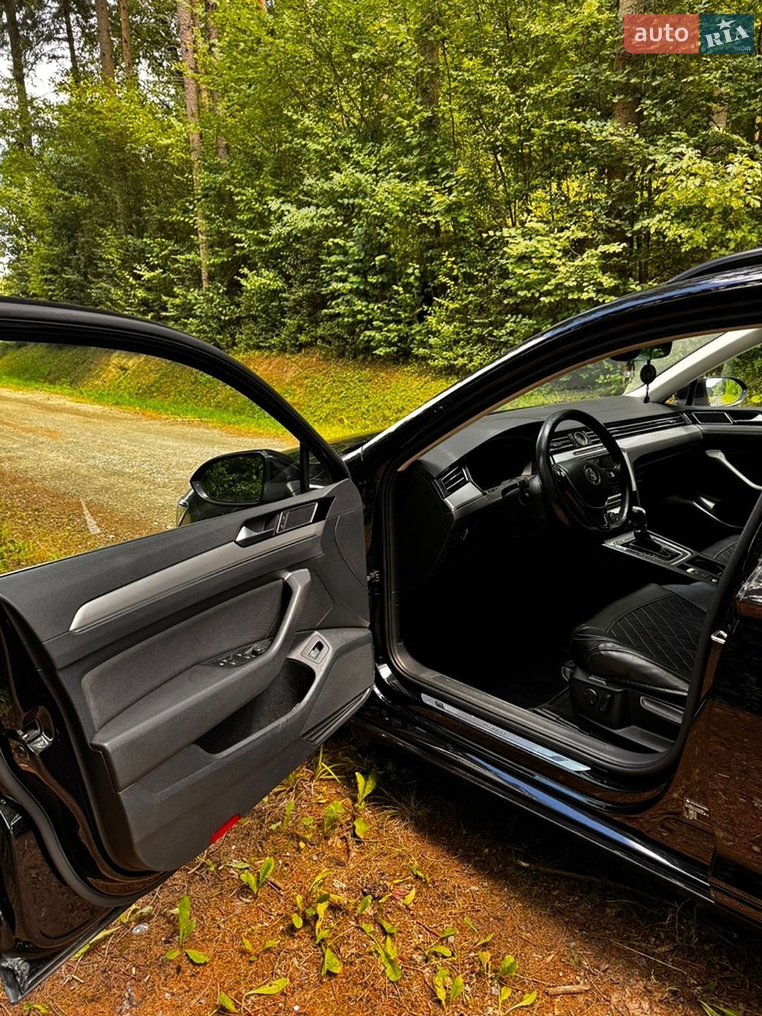 Volkswagen Passat 2018 VIN WVWZZZ3CZJE135924 фото оголошення 14 з 21