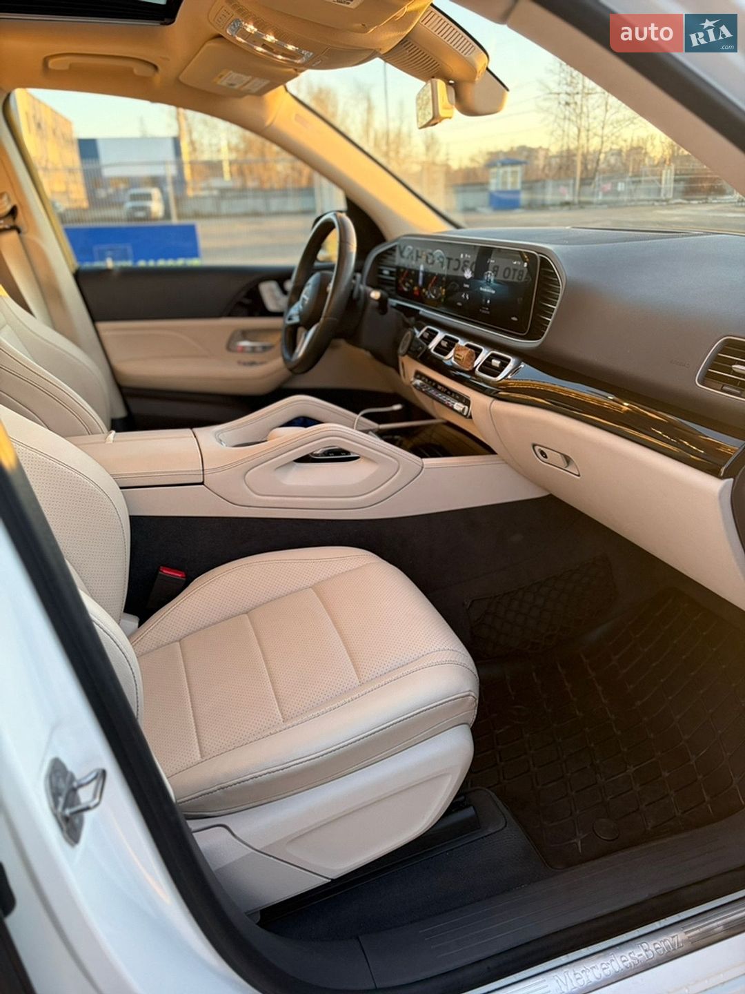 Mercedes-Benz GLE-Class 2019 VIN 4JGFB4KB4LA046998 фото оголошення 38 з 46