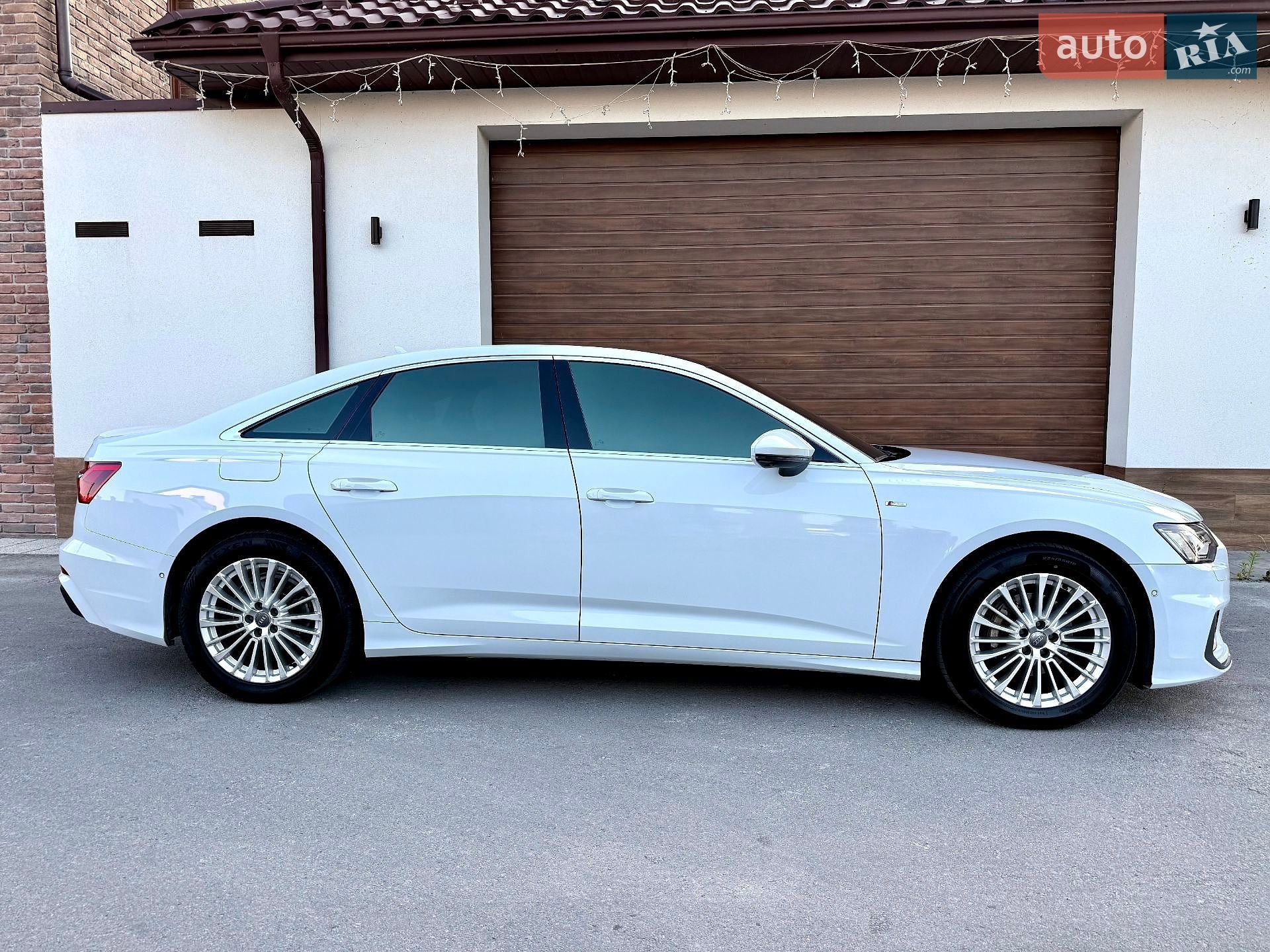 Audi A6 2020 VIN WAUZZZF26LN066017 фото оголошення 9 з 49