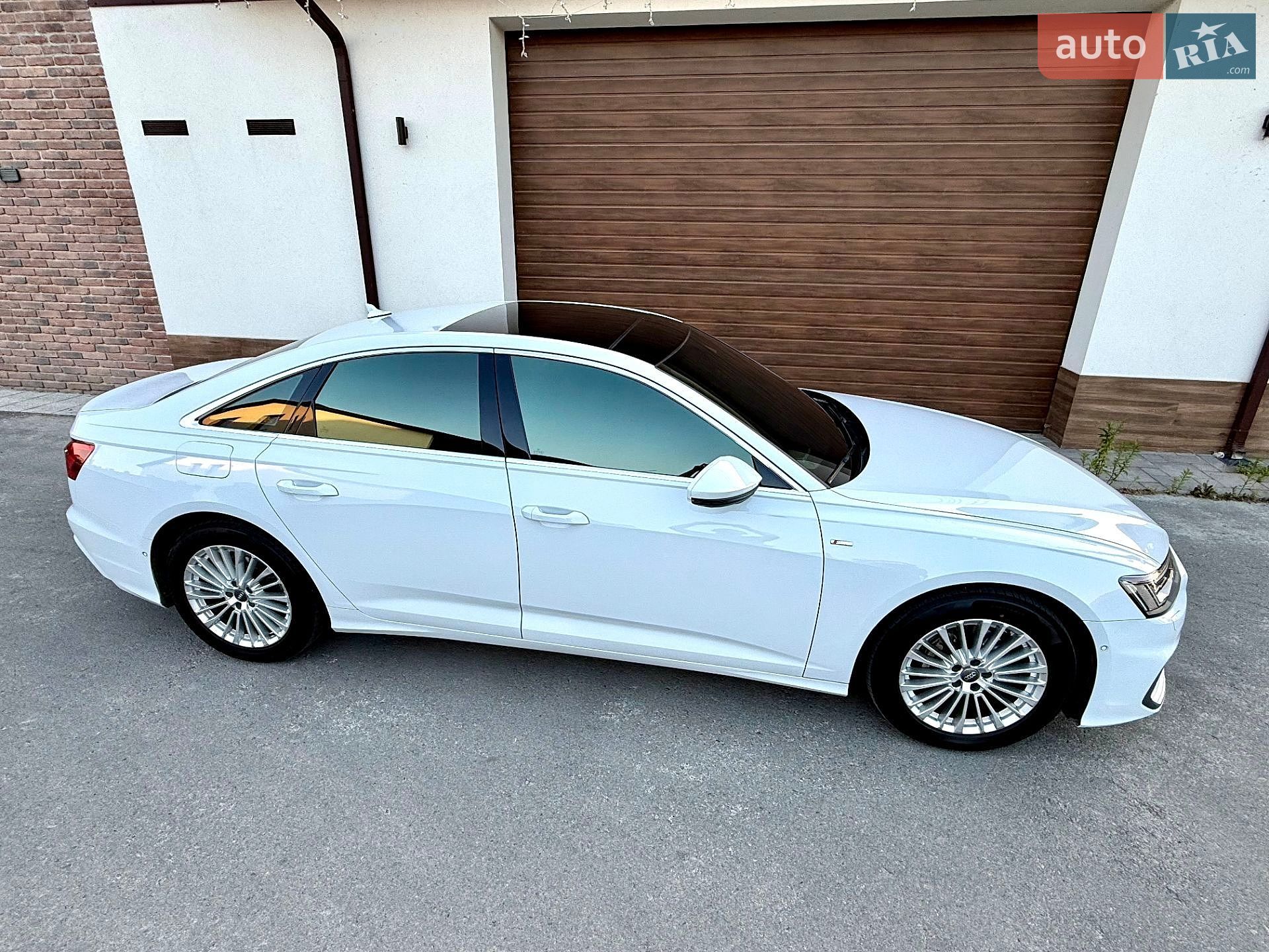 Audi A6 2020 VIN WAUZZZF26LN066017 фото оголошення 19 з 49