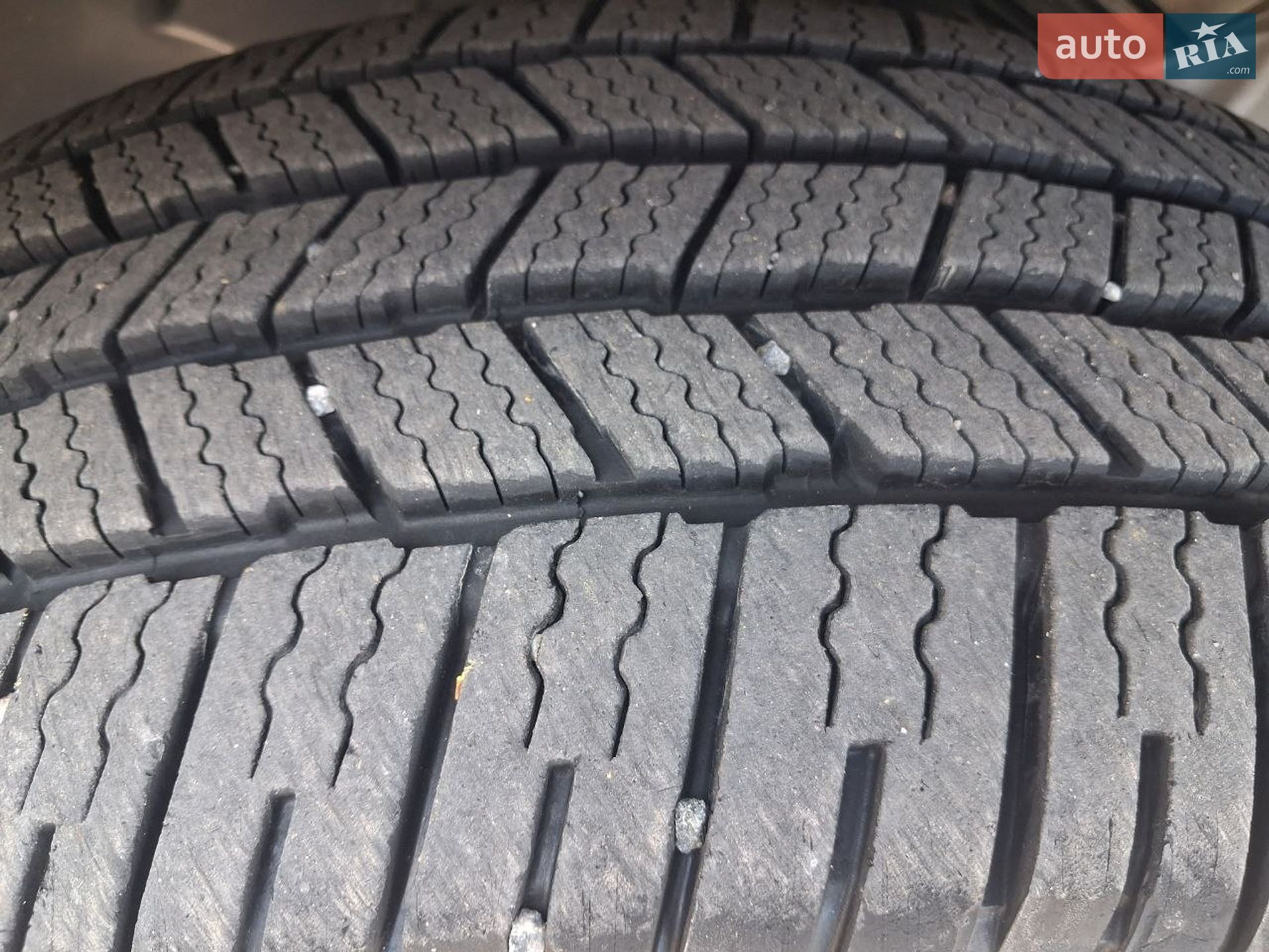 Rivian R1S 2024 VIN 7PDSGABAXRN035461 фото оголошення 11 з 16