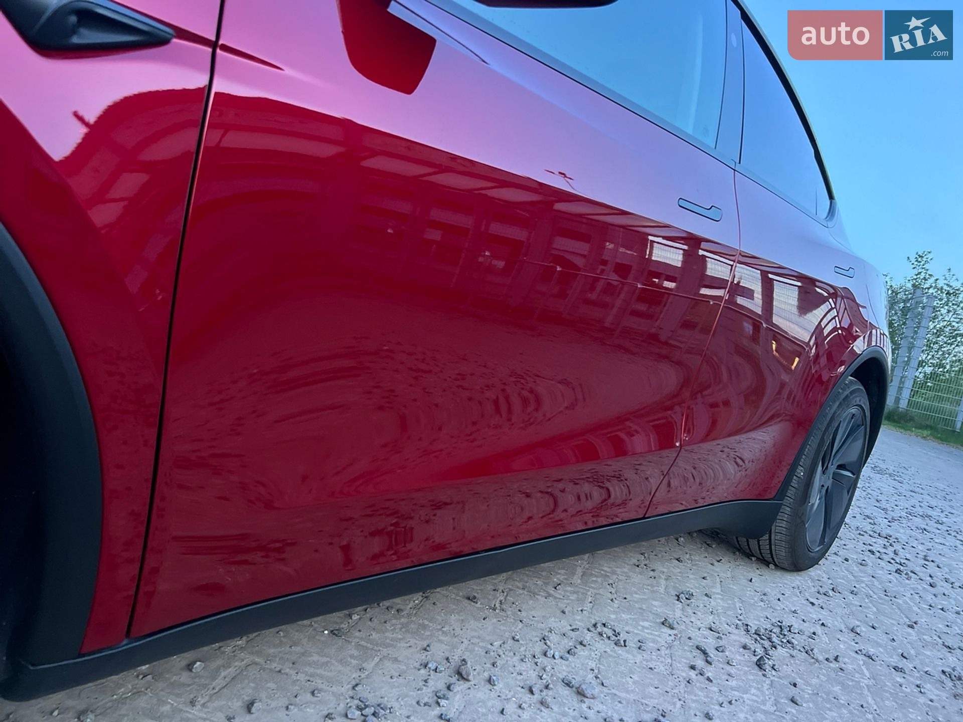 Tesla Model Y 2025 VIN 7SAYGDEE7TF336151 фото оголошення 11 з 30