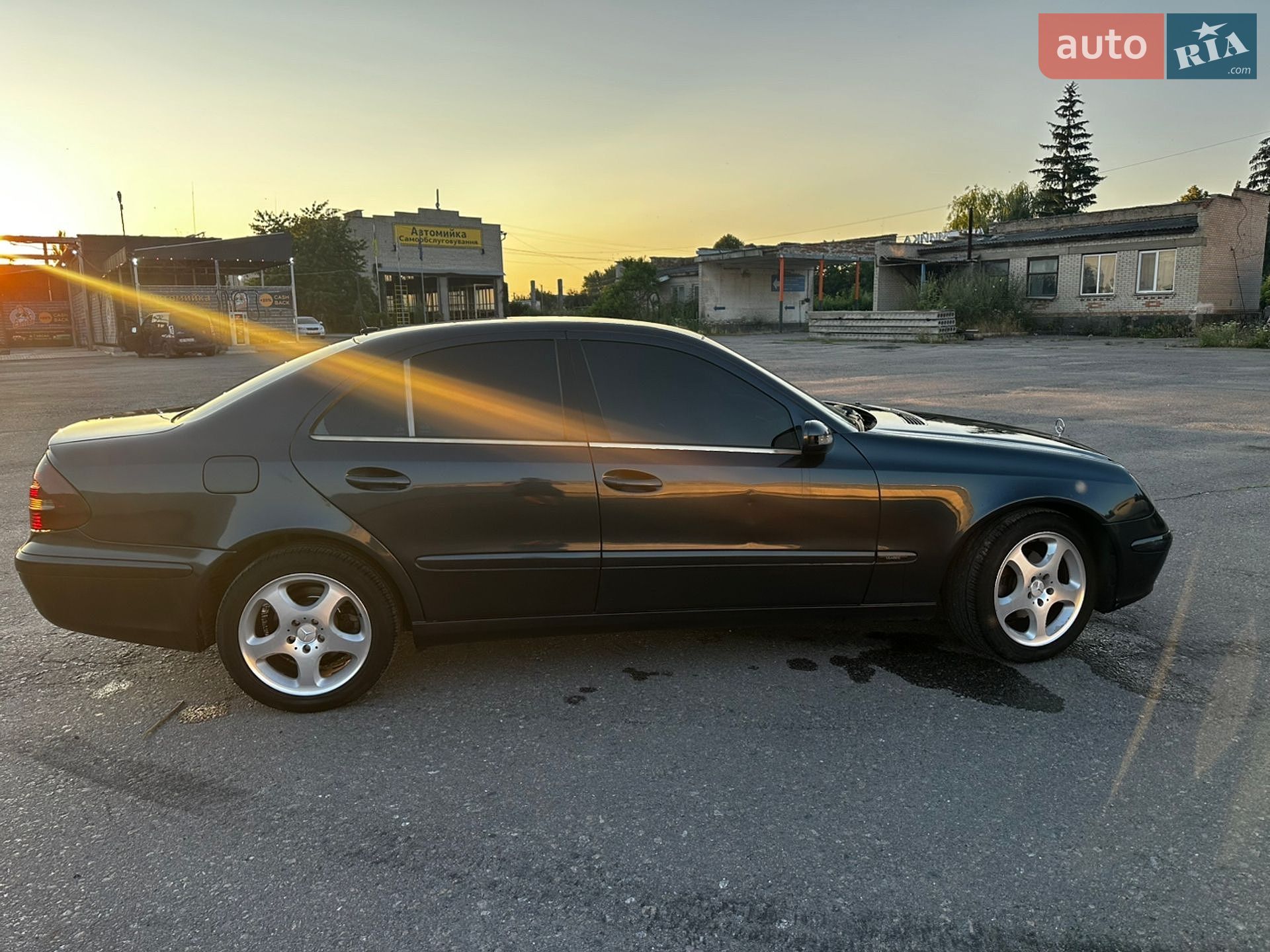 Mercedes-Benz E-Class 2002 VIN WDB2110061A000736 фото оголошення 3 з 25
