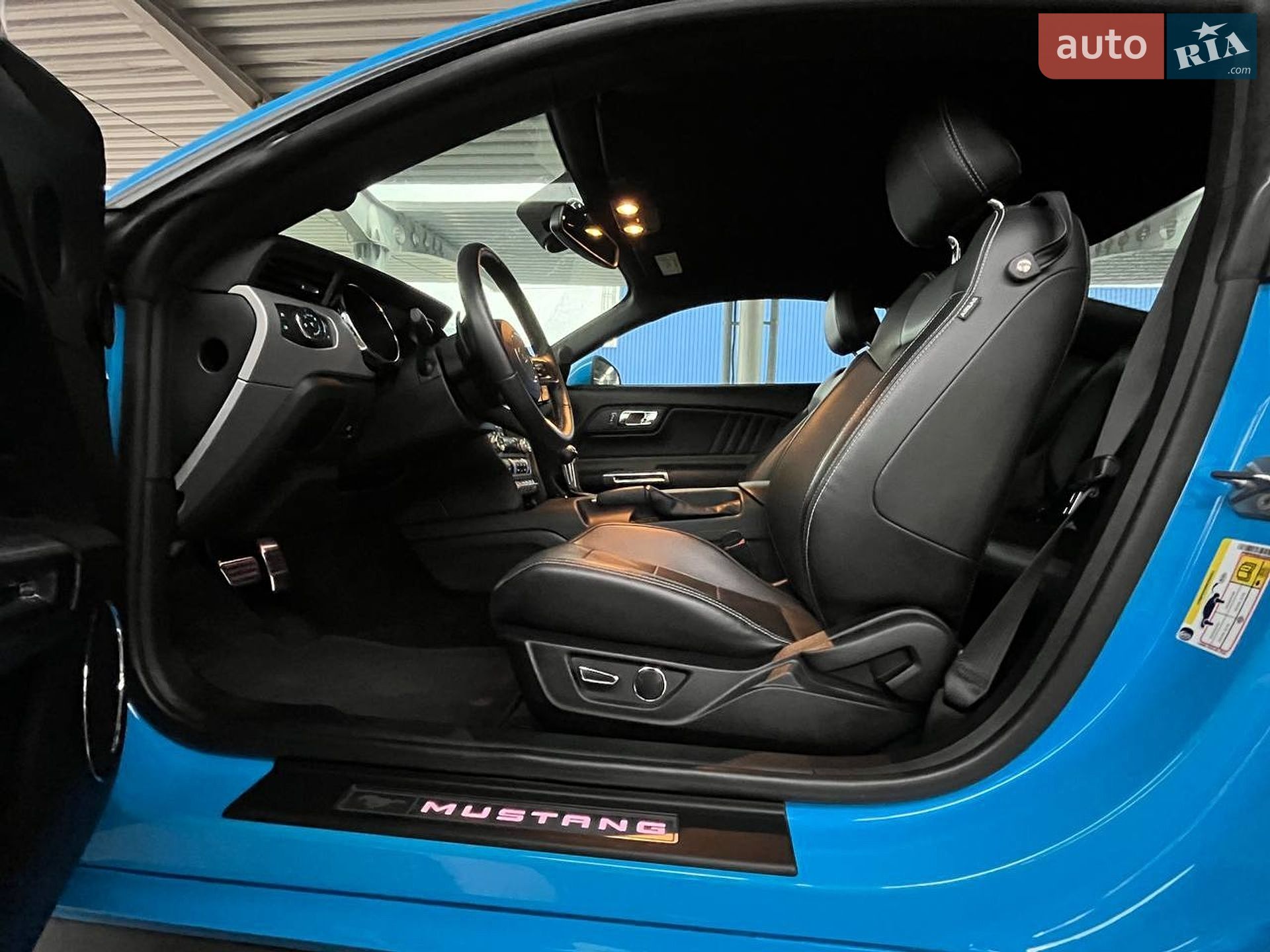 Ford Mustang 2017 VIN 1FA6P8TH5H5285983 фото оголошення 23 з 33