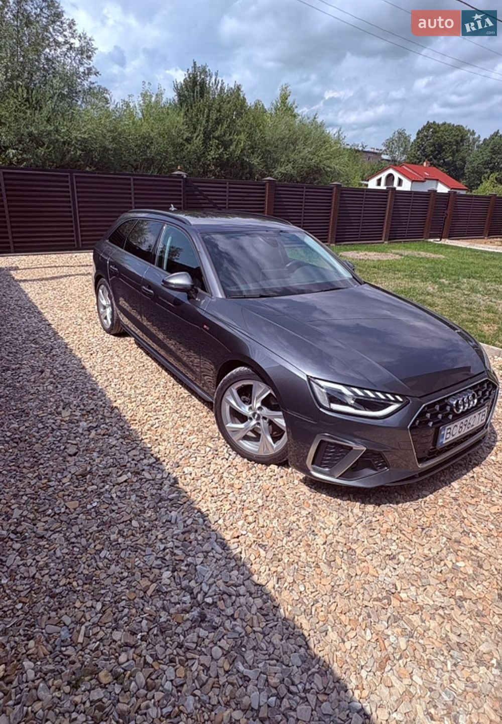 Audi A4 2020 VIN WAUZZZF45LA078006 фото оголошення 9 з 31