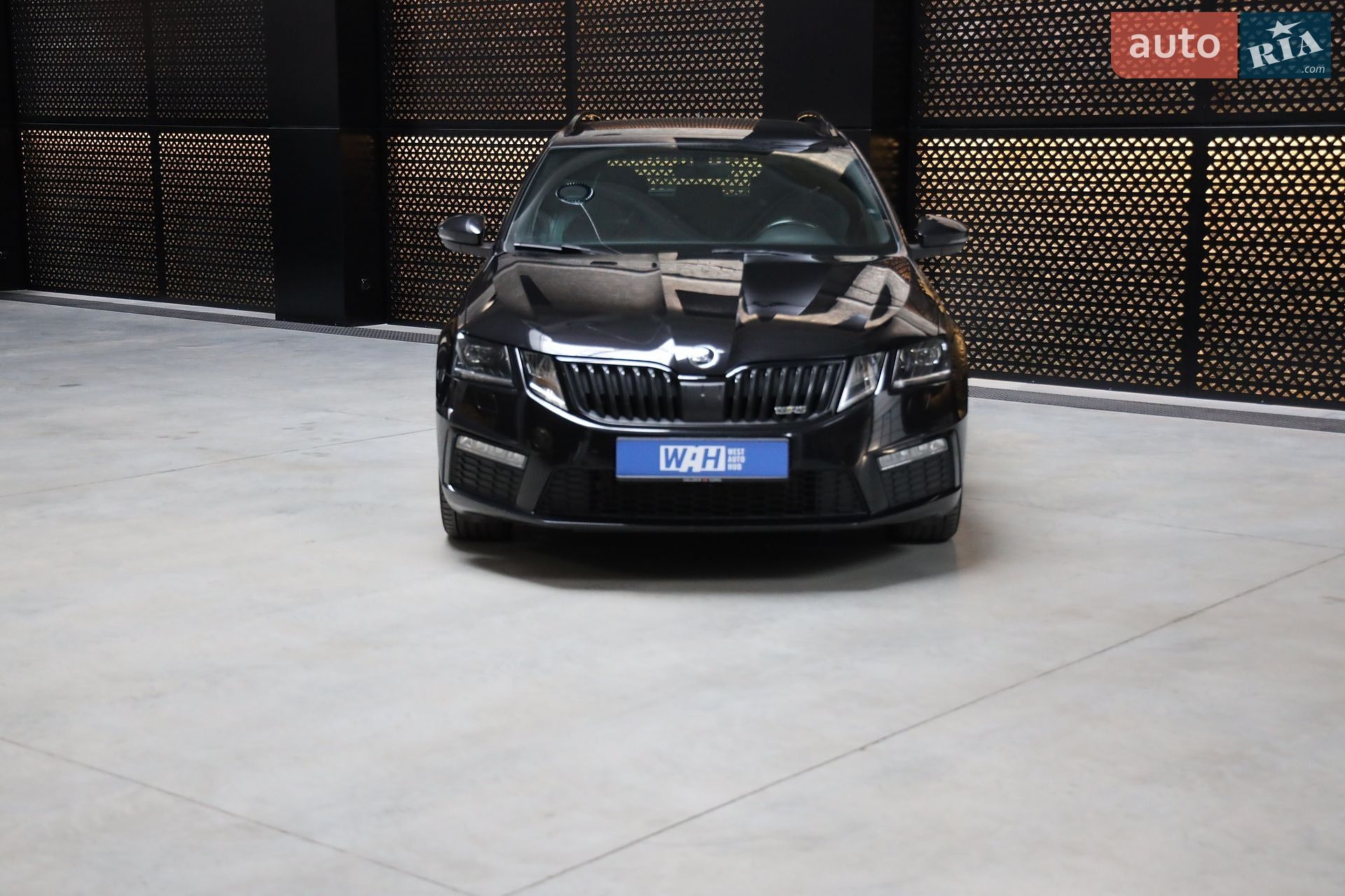 Skoda Octavia 2018 VIN TMBJK9NE3J0263026 фото оголошення 10 з 50
