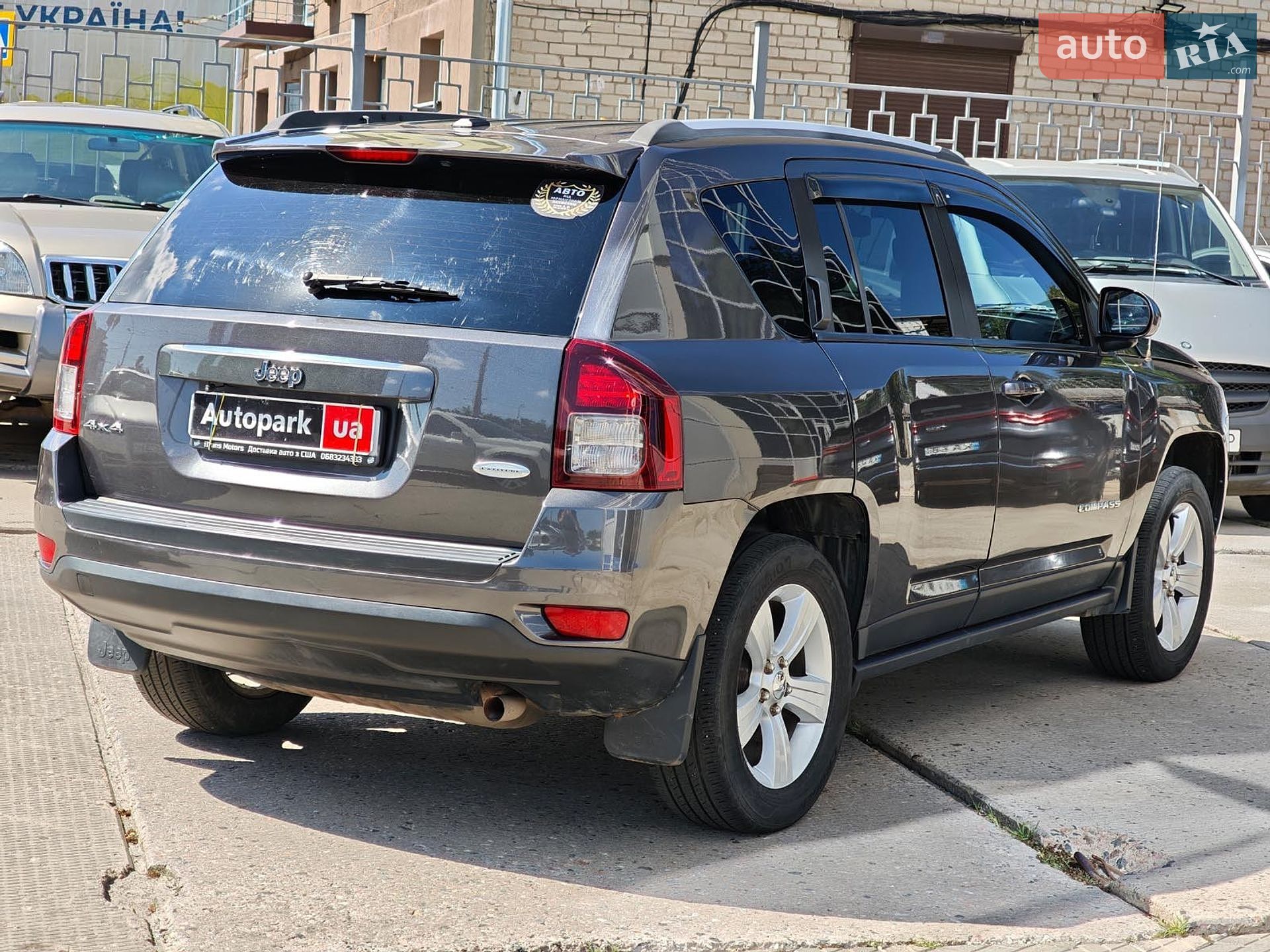 Jeep Compass 2016 VIN 1C4NJDEB8HD104194 фото оголошення 12 з 27