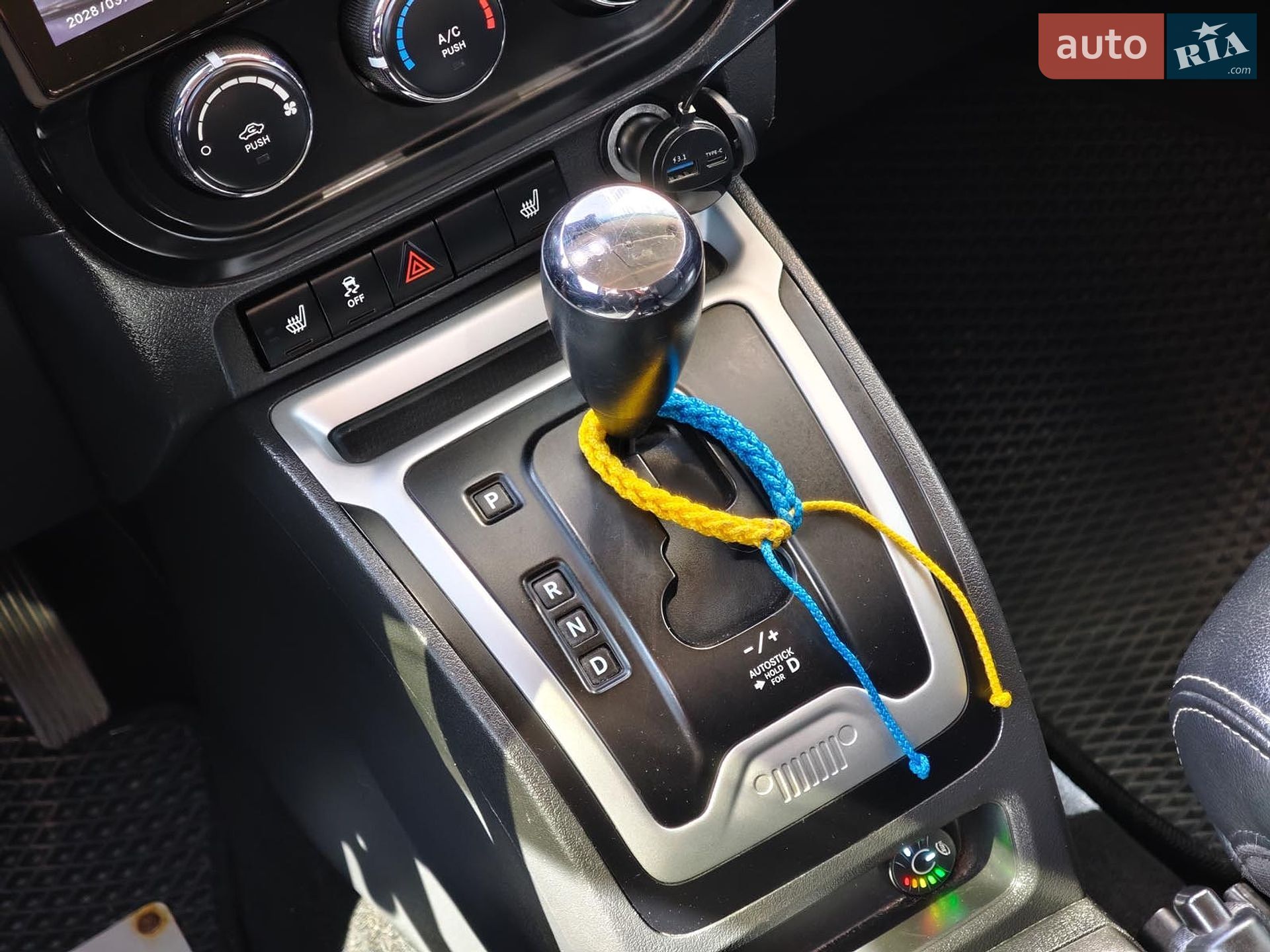 Jeep Compass 2016 VIN 1C4NJDEB8HD104194 фото оголошення 17 з 27