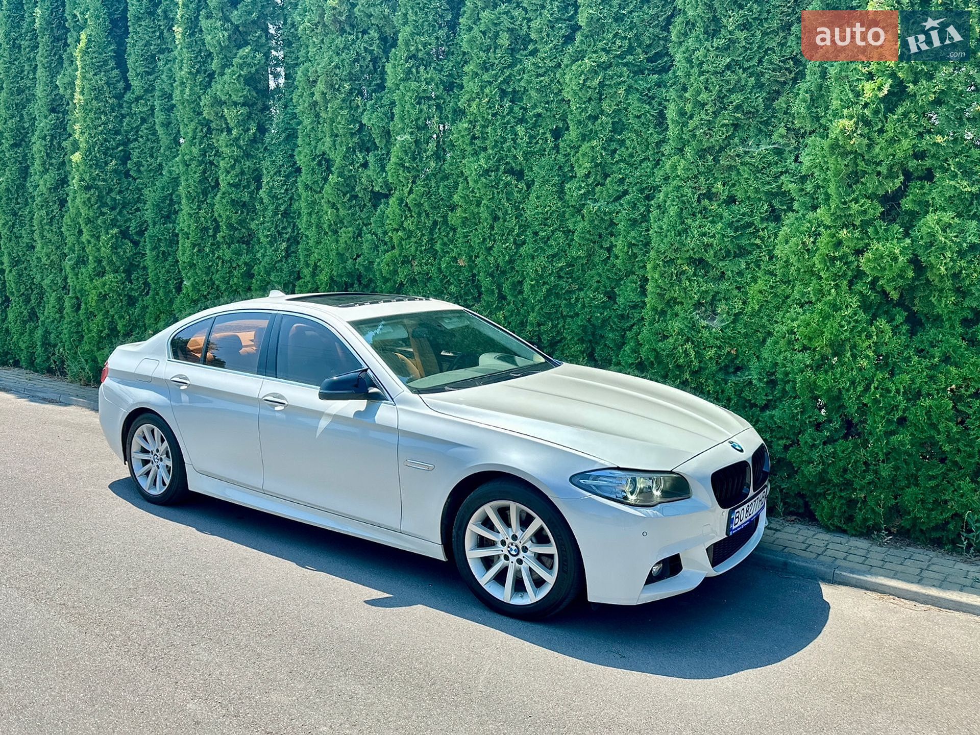 BMW 5 Series 2014 VIN WBAXA5C54ED690879 фото оголошення 14 з 96