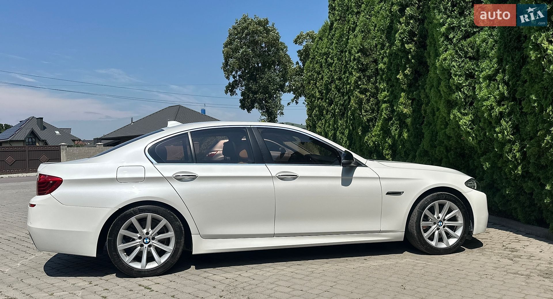 BMW 5 Series 2014 VIN WBAXA5C54ED690879 фото оголошення 20 з 96