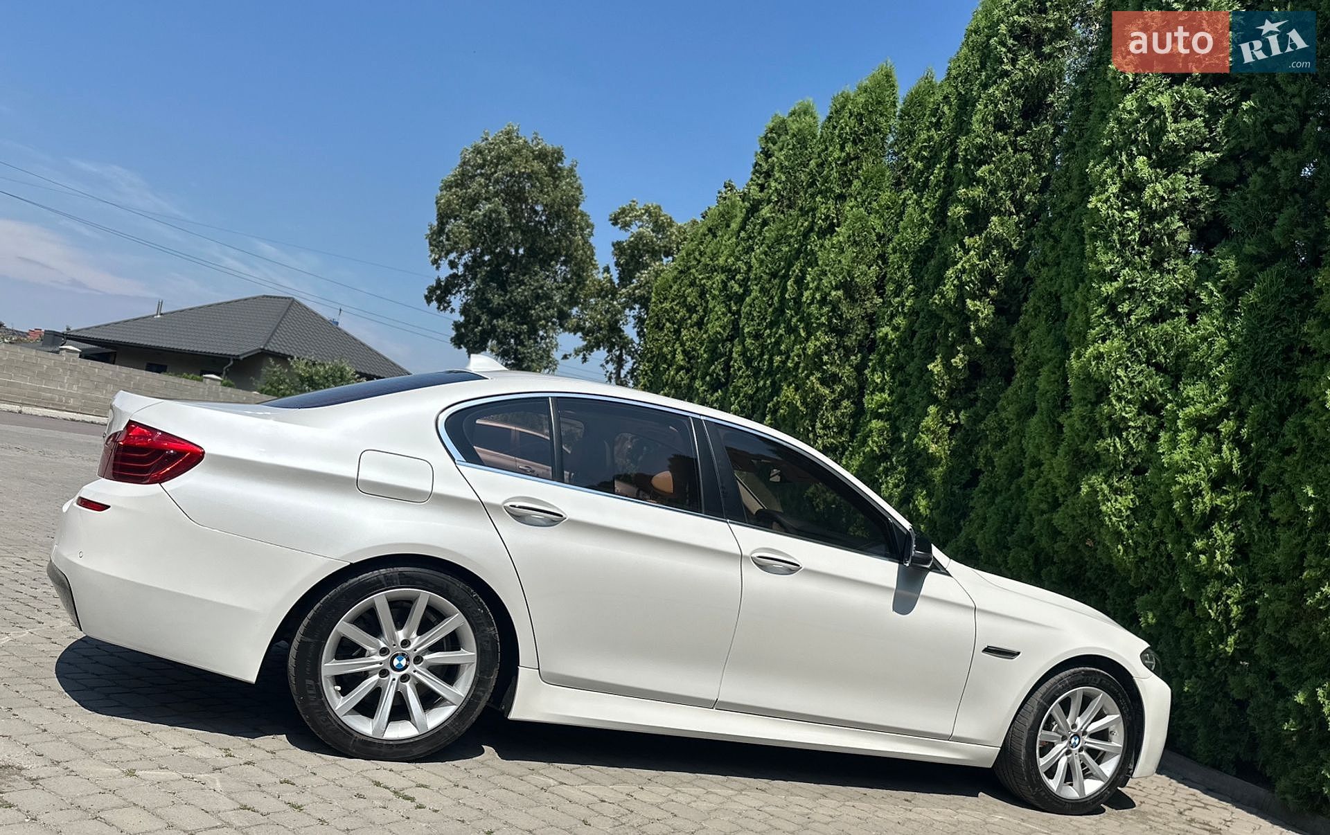 BMW 5 Series 2014 VIN WBAXA5C54ED690879 фото оголошення 40 з 96