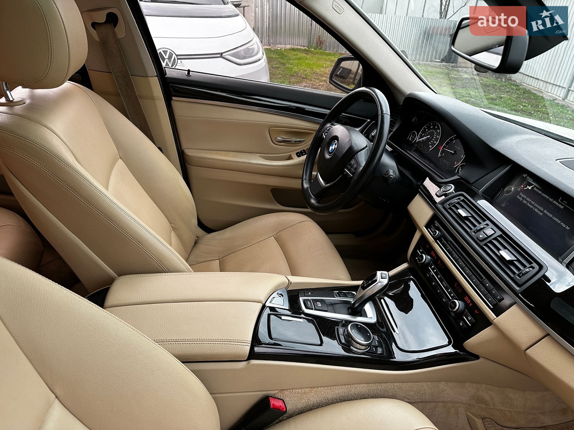 BMW 5 Series 2014 VIN WBAXA5C54ED690879 фото оголошення 64 з 96