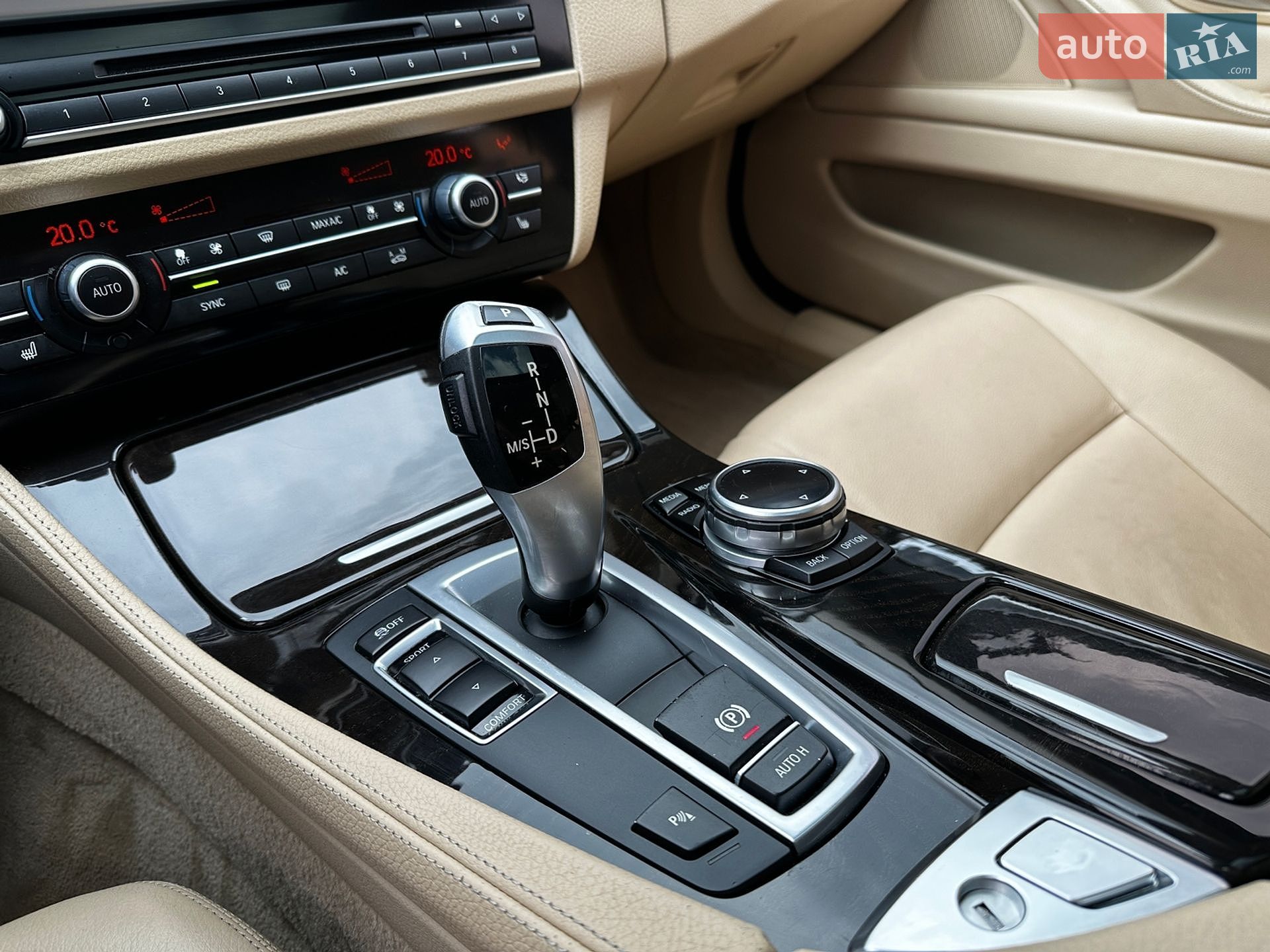 BMW 5 Series 2014 VIN WBAXA5C54ED690879 фото оголошення 67 з 96