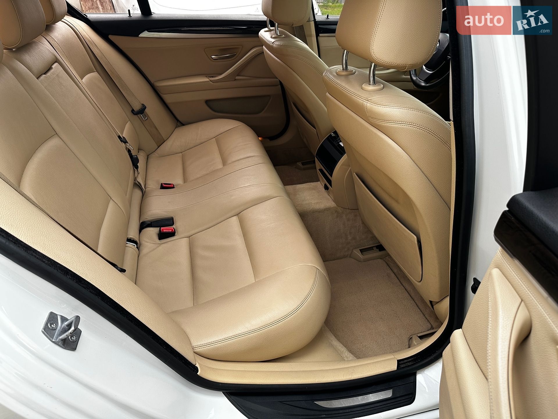 BMW 5 Series 2014 VIN WBAXA5C54ED690879 фото оголошення 75 з 96
