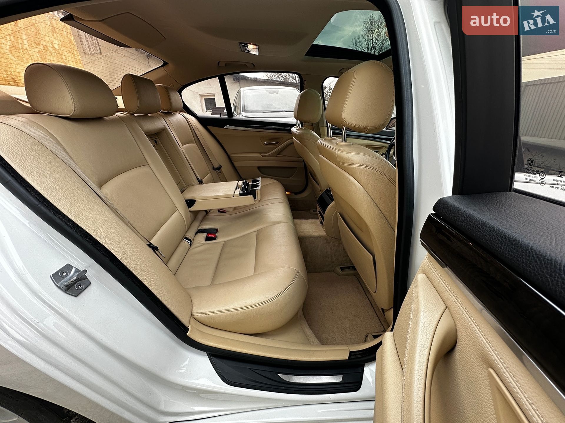 BMW 5 Series 2014 VIN WBAXA5C54ED690879 фото оголошення 76 з 96