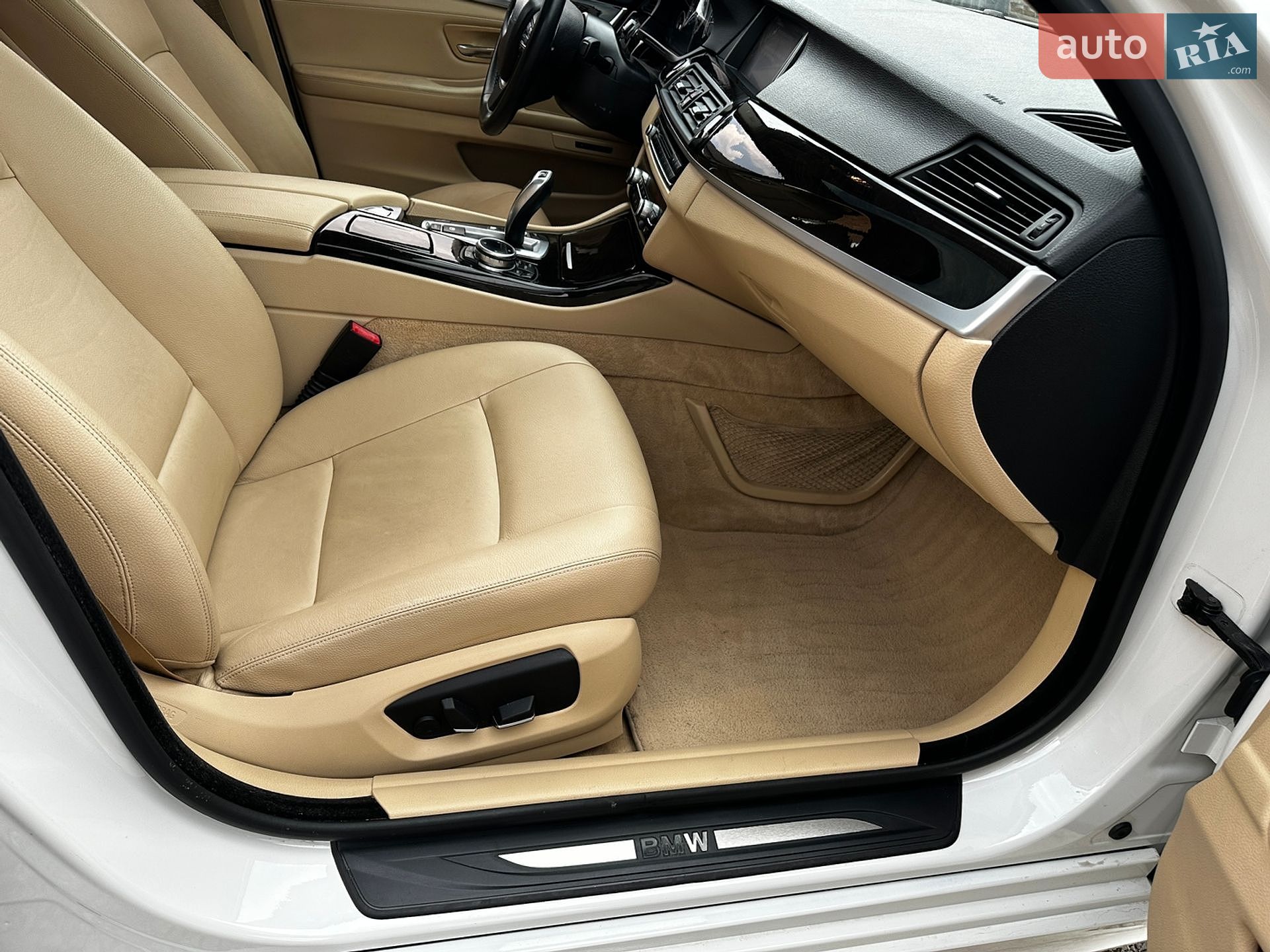 BMW 5 Series 2014 VIN WBAXA5C54ED690879 фото оголошення 82 з 96