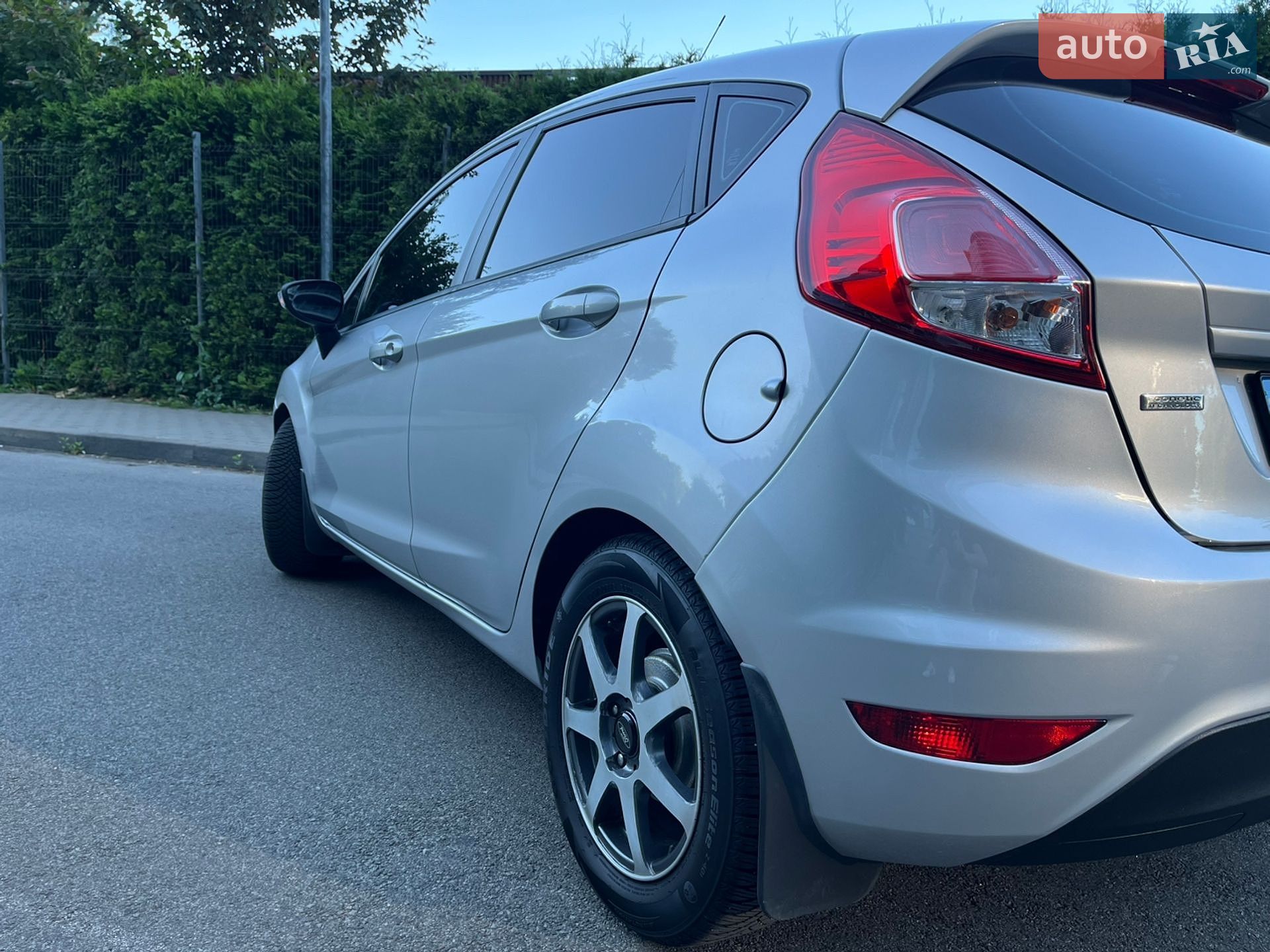 Ford Fiesta 2013 VIN WF0DXXGAKDDP33875 фото оголошення 6 з 26