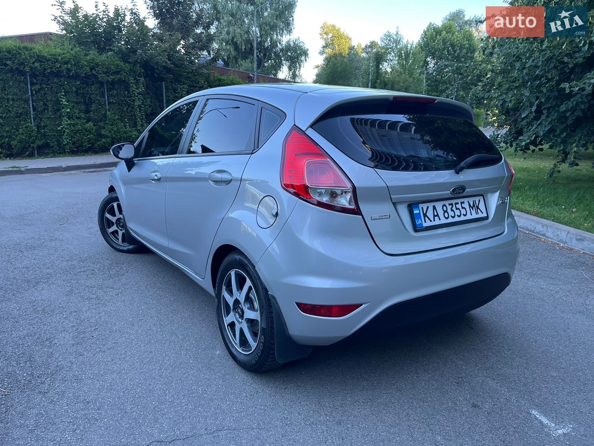 Ford Fiesta 2013 VIN WF0DXXGAKDDP33875 фото оголошення 19 з 26