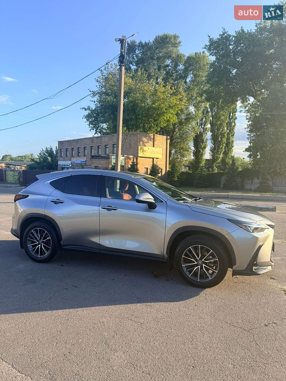 Lexus NX 2022 VIN JTJCFBAZ402001805 фото оголошення 11 з 40