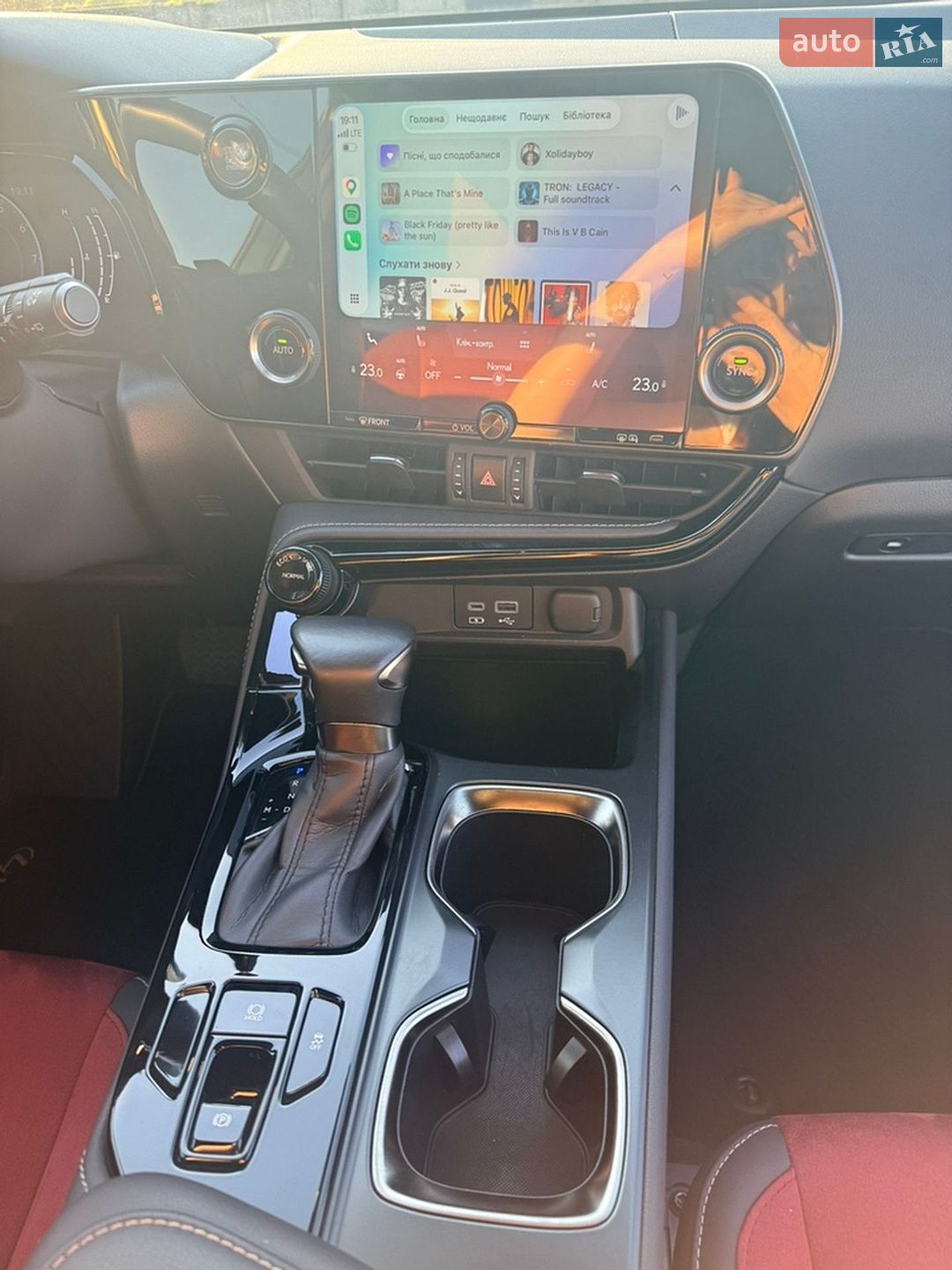 Lexus NX 2022 VIN JTJCFBAZ402001805 фото оголошення 37 з 40