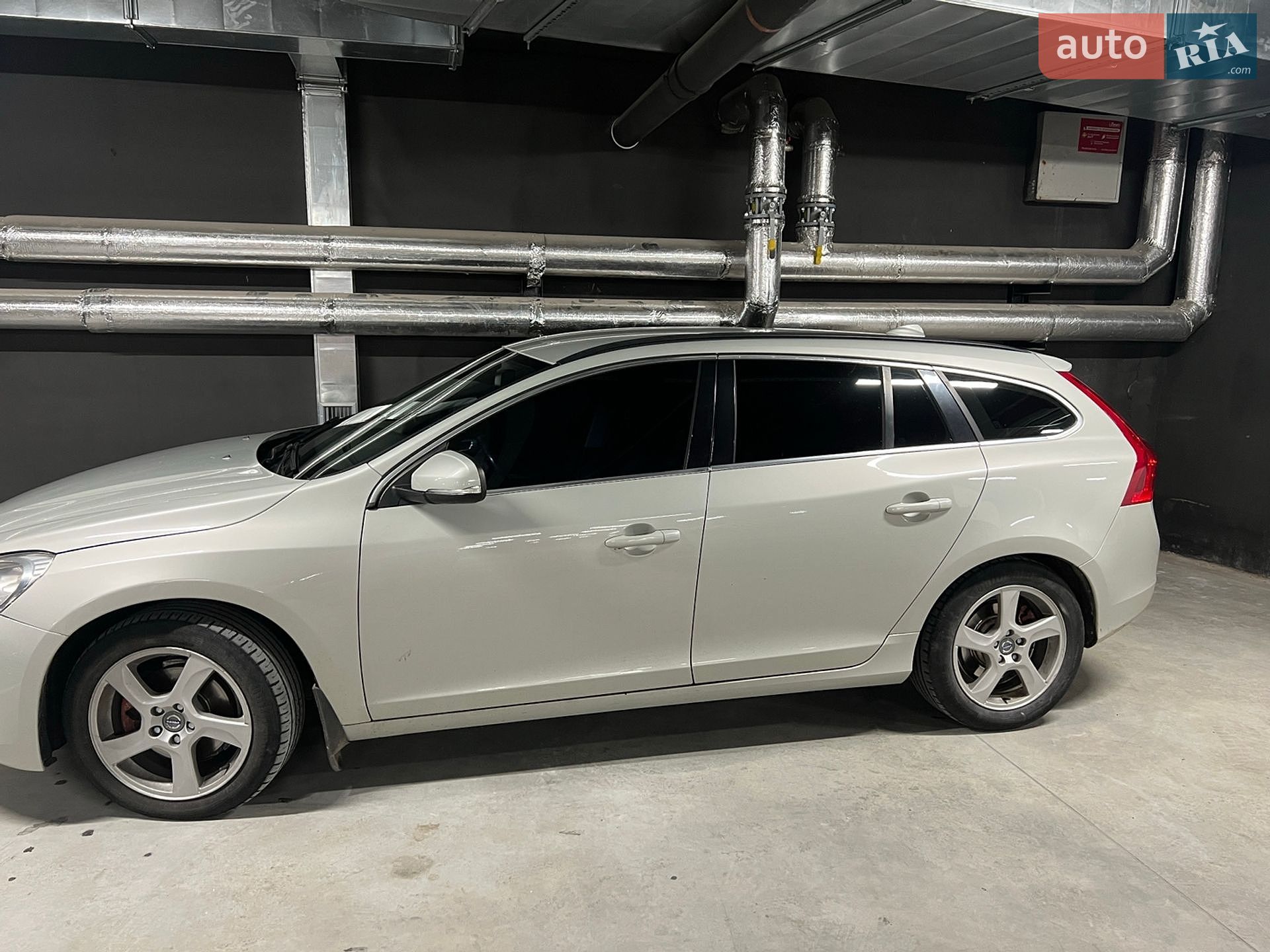 Volvo V60 2011 VIN YV1FW5251B1018961 фото оголошення 2 з 31