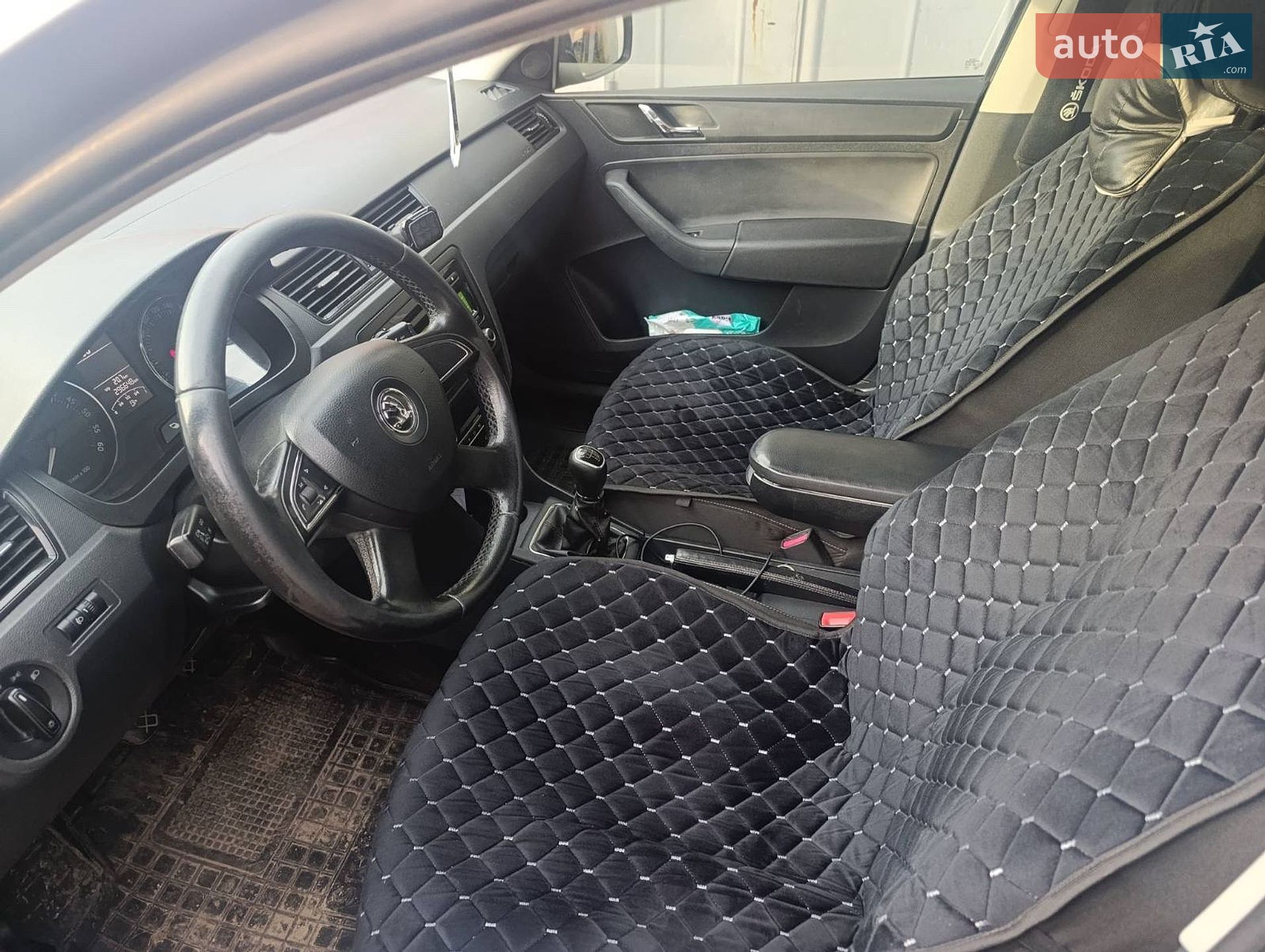 Skoda Rapid 2013 VIN TMBAL2NH9DB101442 фото оголошення 8 з 17