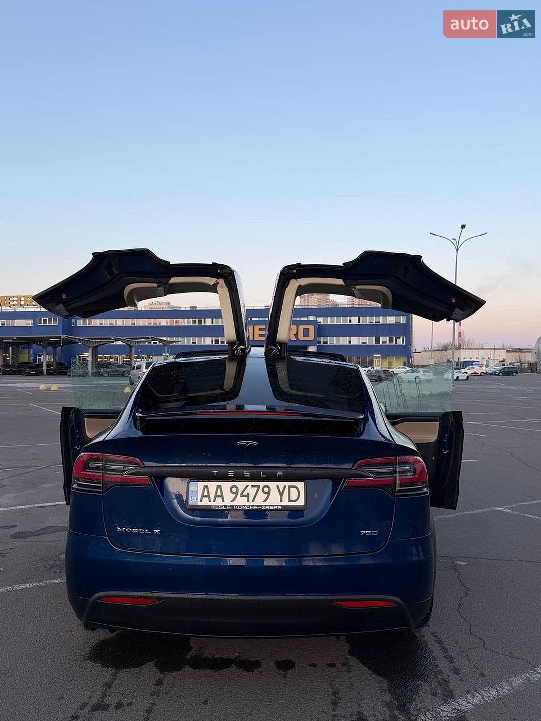 Tesla Model X 2016 VIN 5YJXCDE20GF030960 фото оголошення 10 з 10