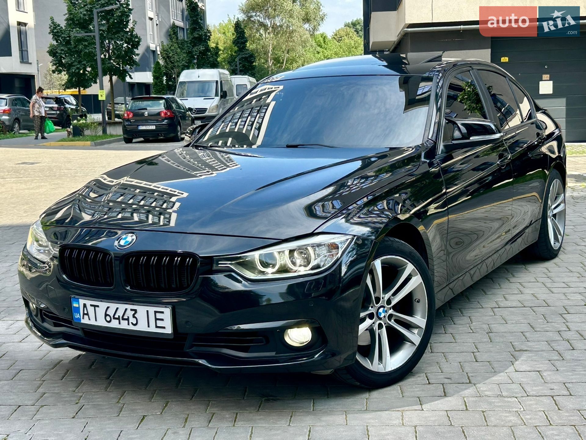 BMW 3 Series 2014 VIN WBA3B5G51ENS08708 фото оголошення 10 з 41