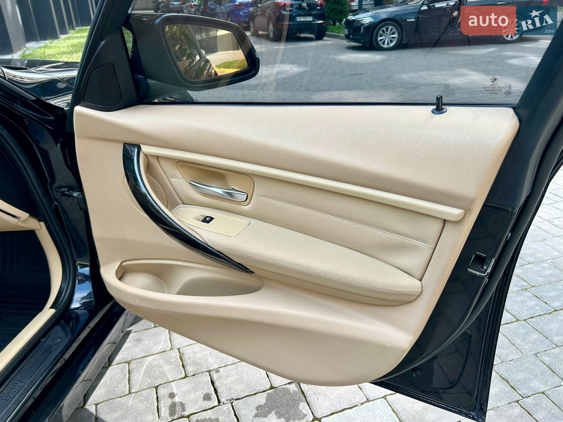 BMW 3 Series 2014 VIN WBA3B5G51ENS08708 фото оголошення 29 з 41