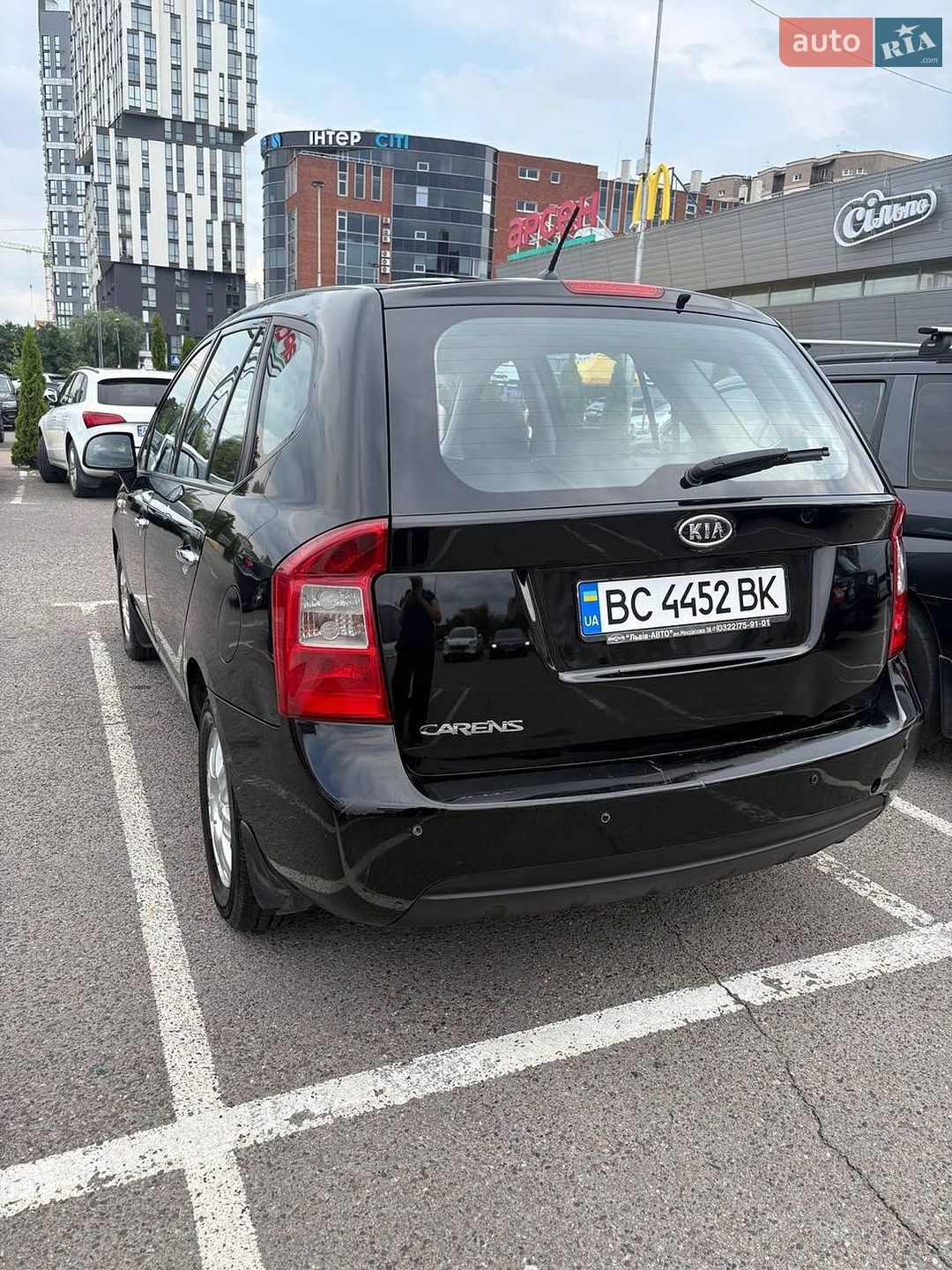 Kia Carens 2008 VIN Y6LFG52138L001345 фото оголошення 2 з 29