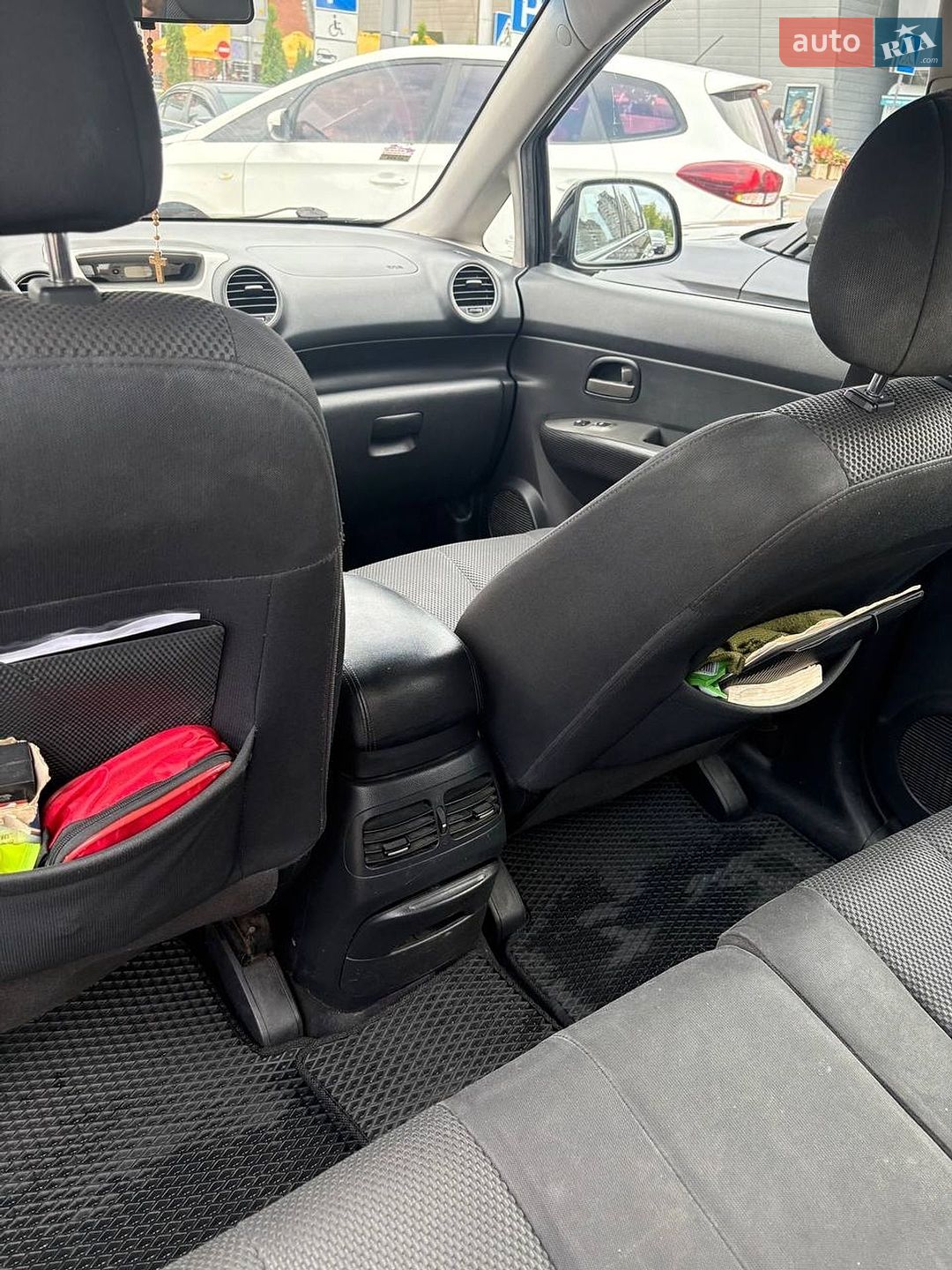 Kia Carens 2008 VIN Y6LFG52138L001345 фото оголошення 14 з 29