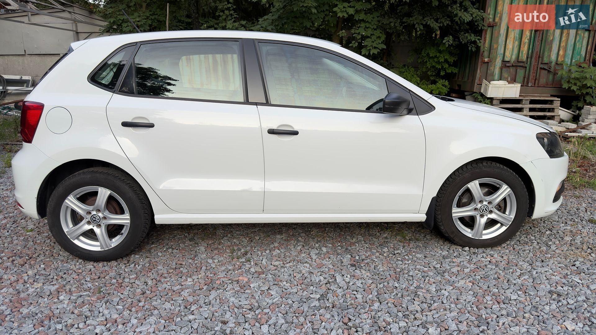 Volkswagen Polo 2015 VIN WVWZZZ6RZFY240989 фото оголошення 3 з 25
