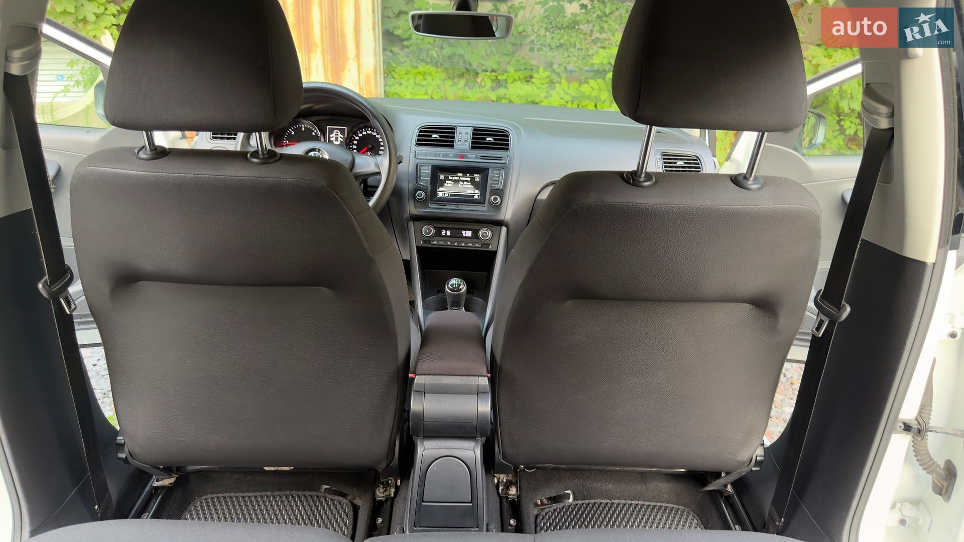Volkswagen Polo 2015 VIN WVWZZZ6RZFY240989 фото оголошення 19 з 25