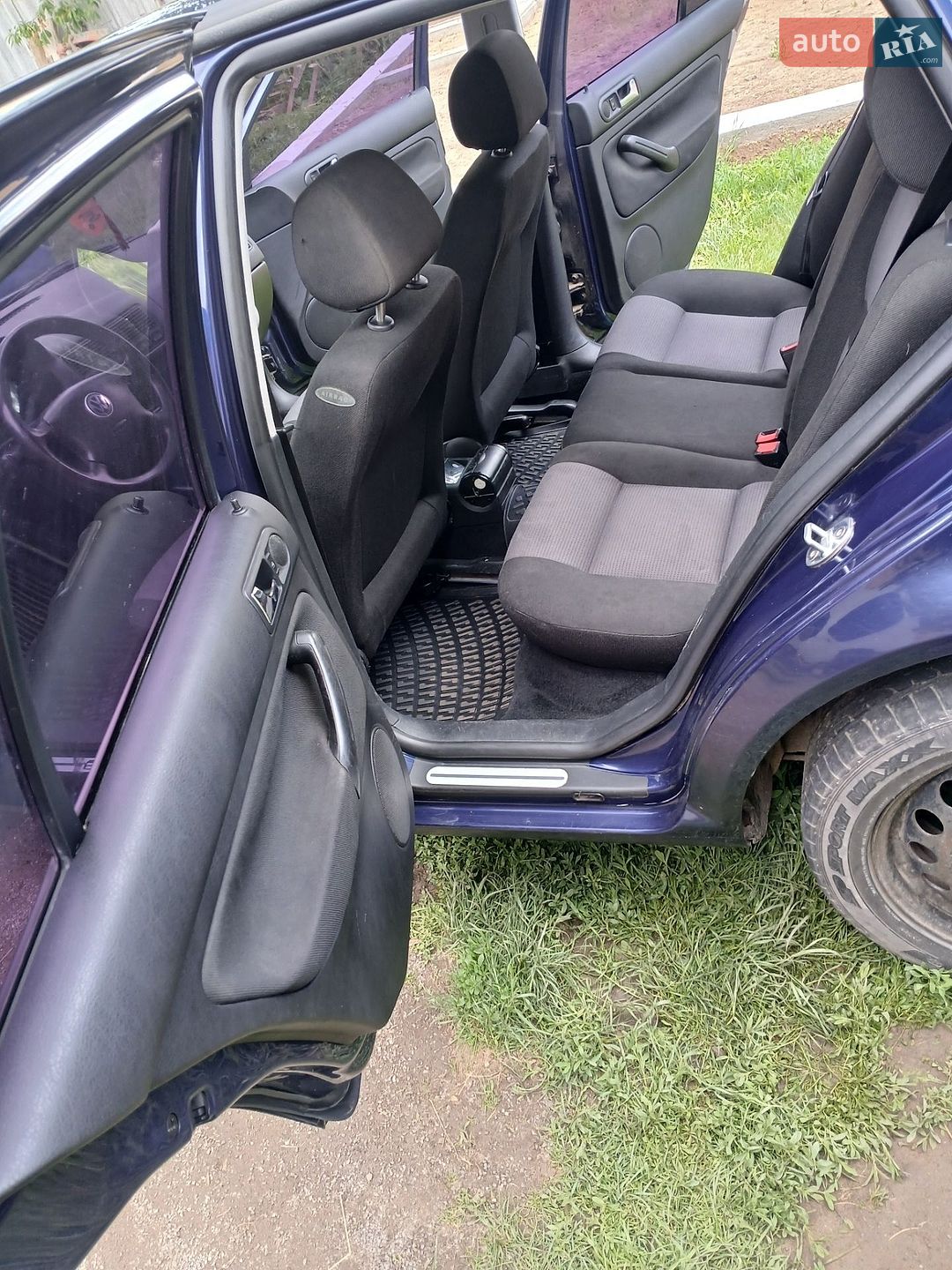 Volkswagen Golf 2001 VIN WVWZZZ1JZ1U737554 фото оголошення 9 з 16