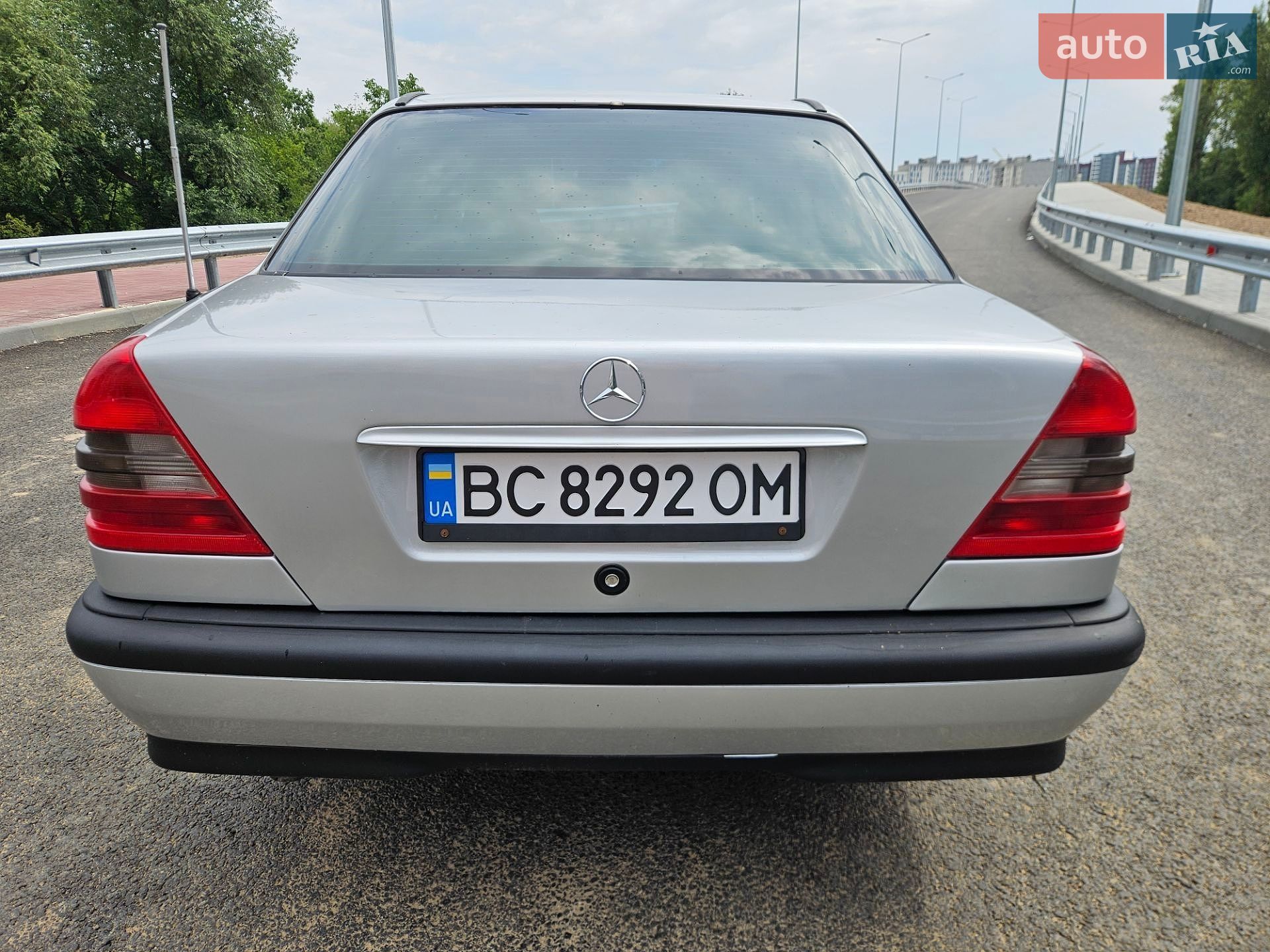 Mercedes-Benz C-Class 1995 VIN WDB2011221F182972 фото оголошення 4 з 16