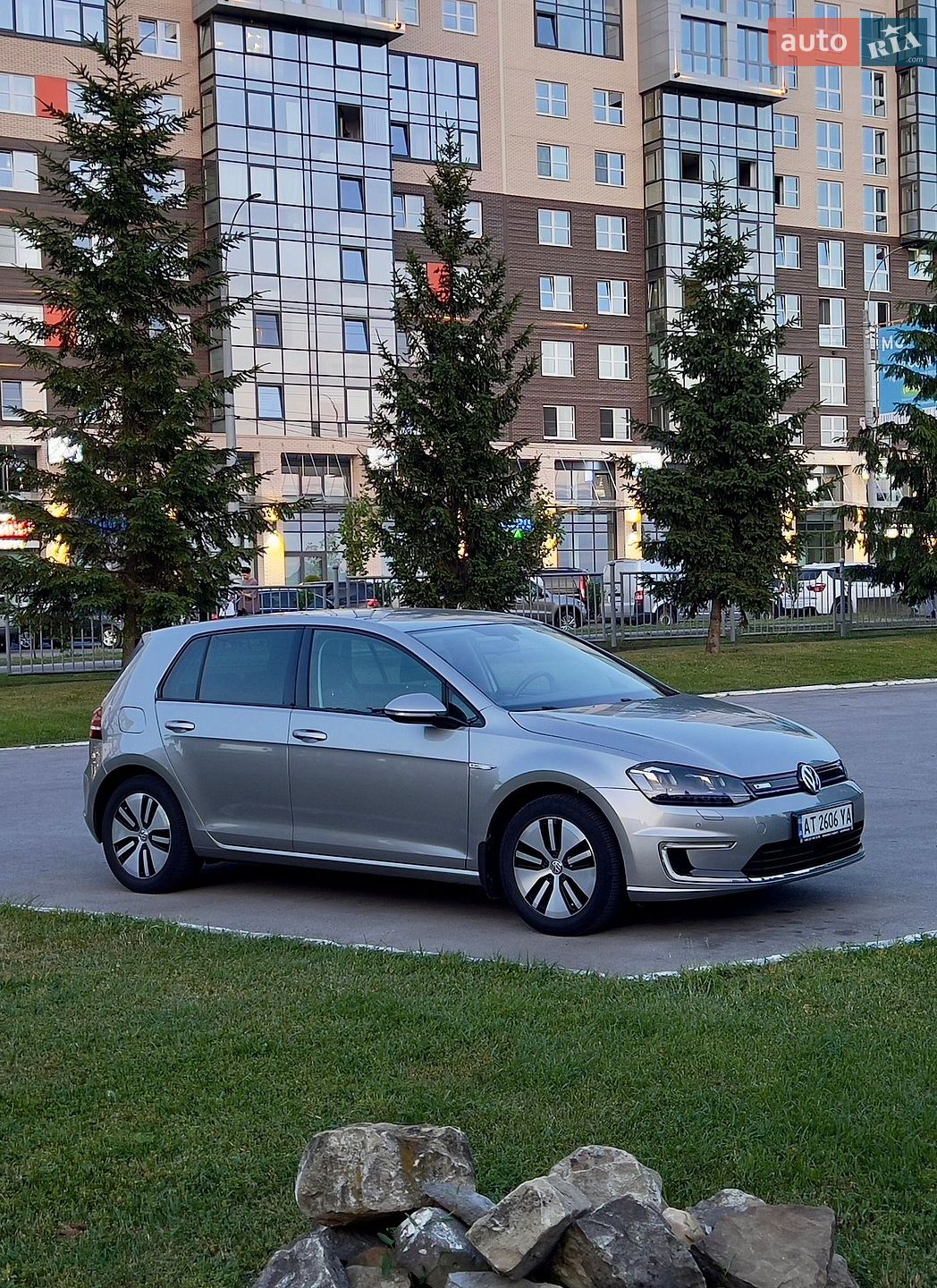 Volkswagen e-Golf 2015 VIN WVWZZZAUZGW907631 фото оголошення 6 з 9