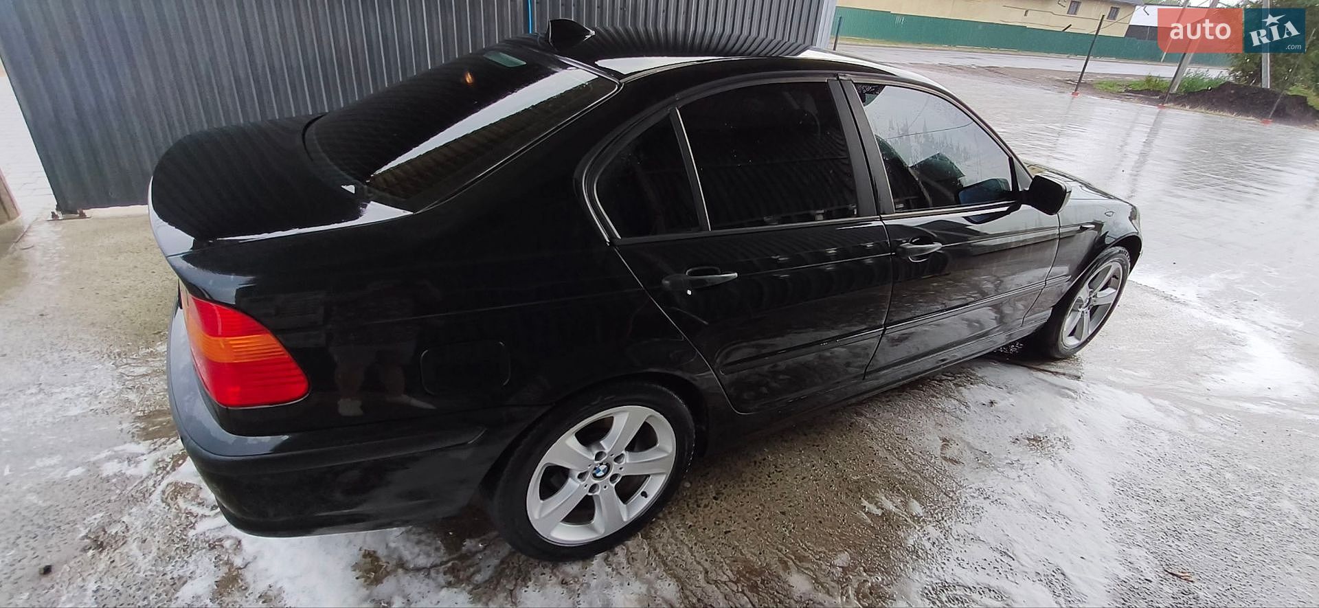 BMW 3 Series 2003 VIN WBAAY71020FZ54425 фото оголошення 4 з 21