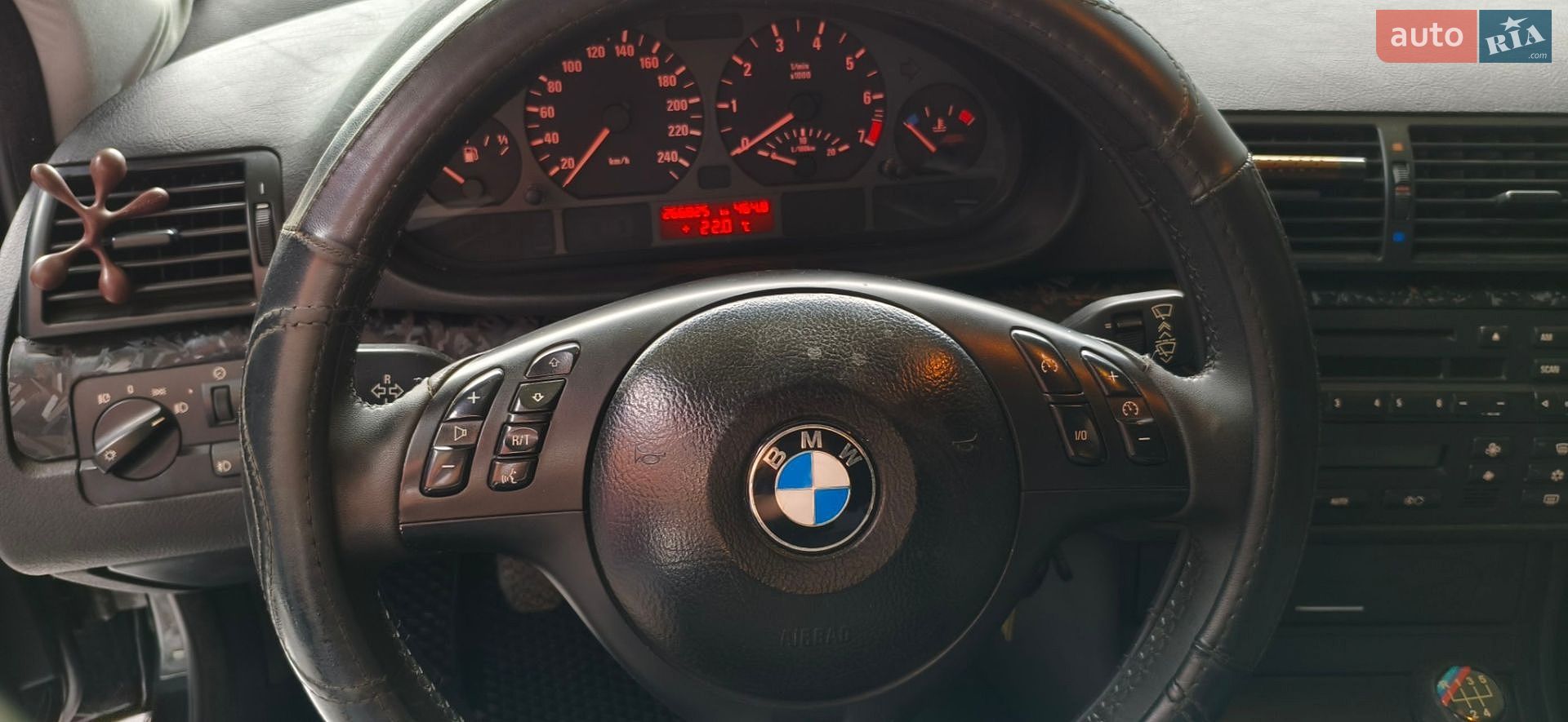 BMW 3 Series 2003 VIN WBAAY71020FZ54425 фото оголошення 14 з 21