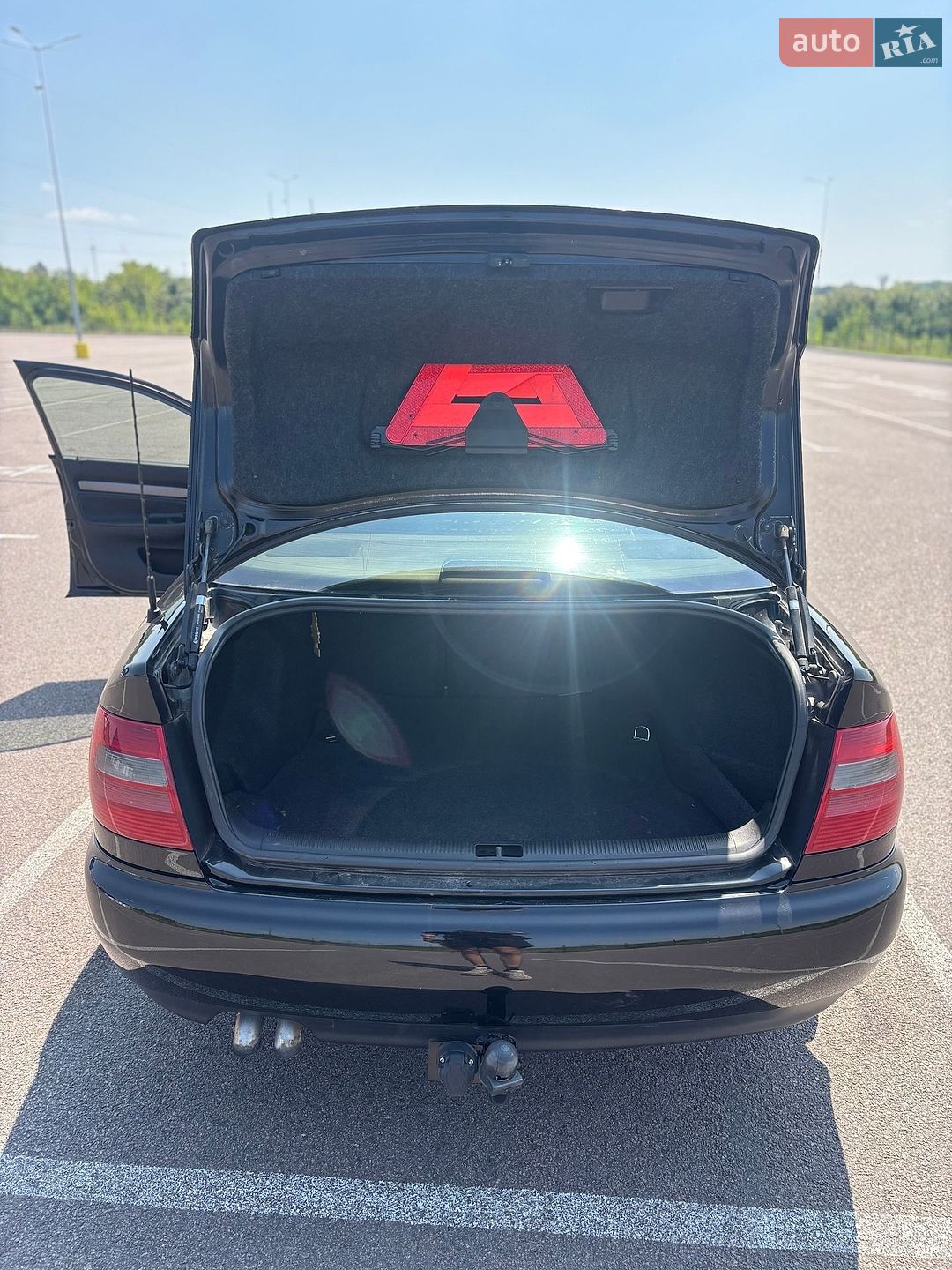Audi A4 1998 VIN WAUZZZ8DZWA219305 фото оголошення 6 з 16