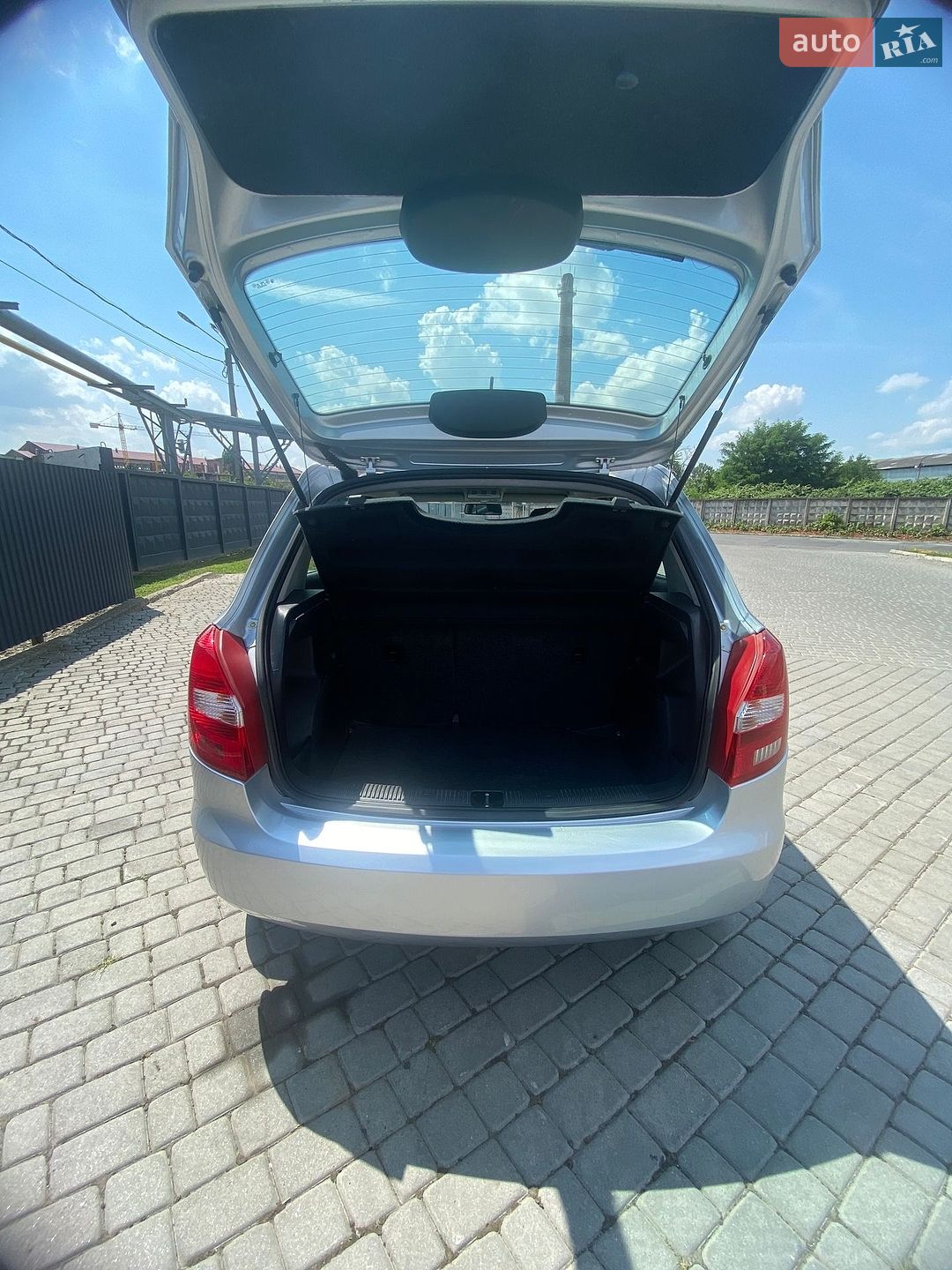 Skoda Fabia 2012 VIN TMBEC25J5C3181822 фото оголошення 8 з 21