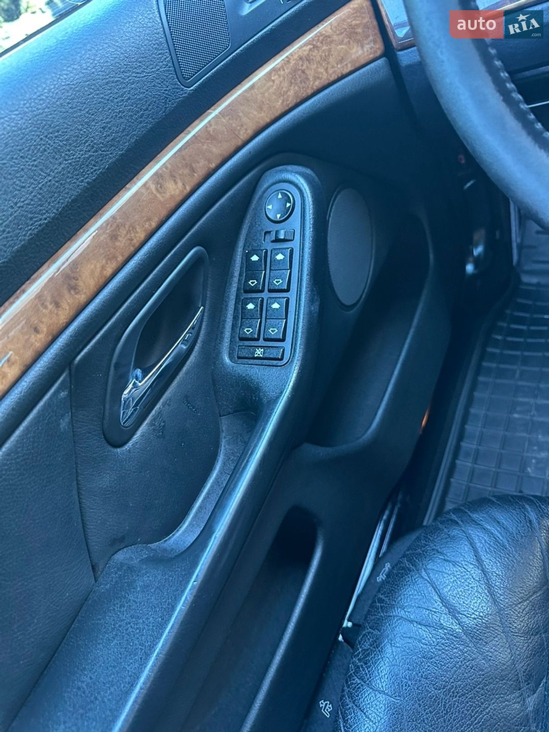 BMW 5 Series 1998 VIN WBADF81000BT11815 фото оголошення 44 з 58