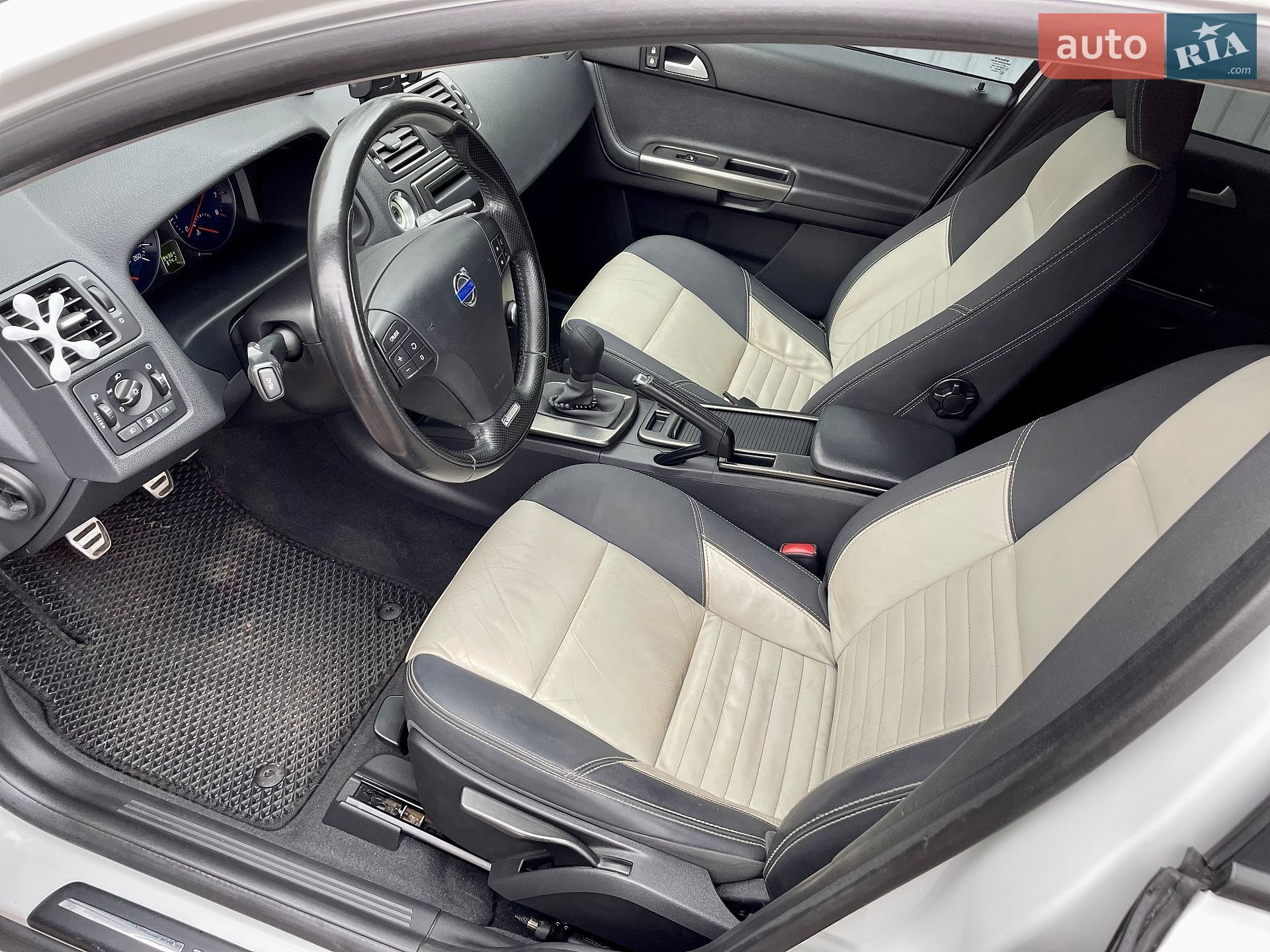 Volvo V50 2009 VIN YV1MW434292488309 фото оголошення 8 з 14