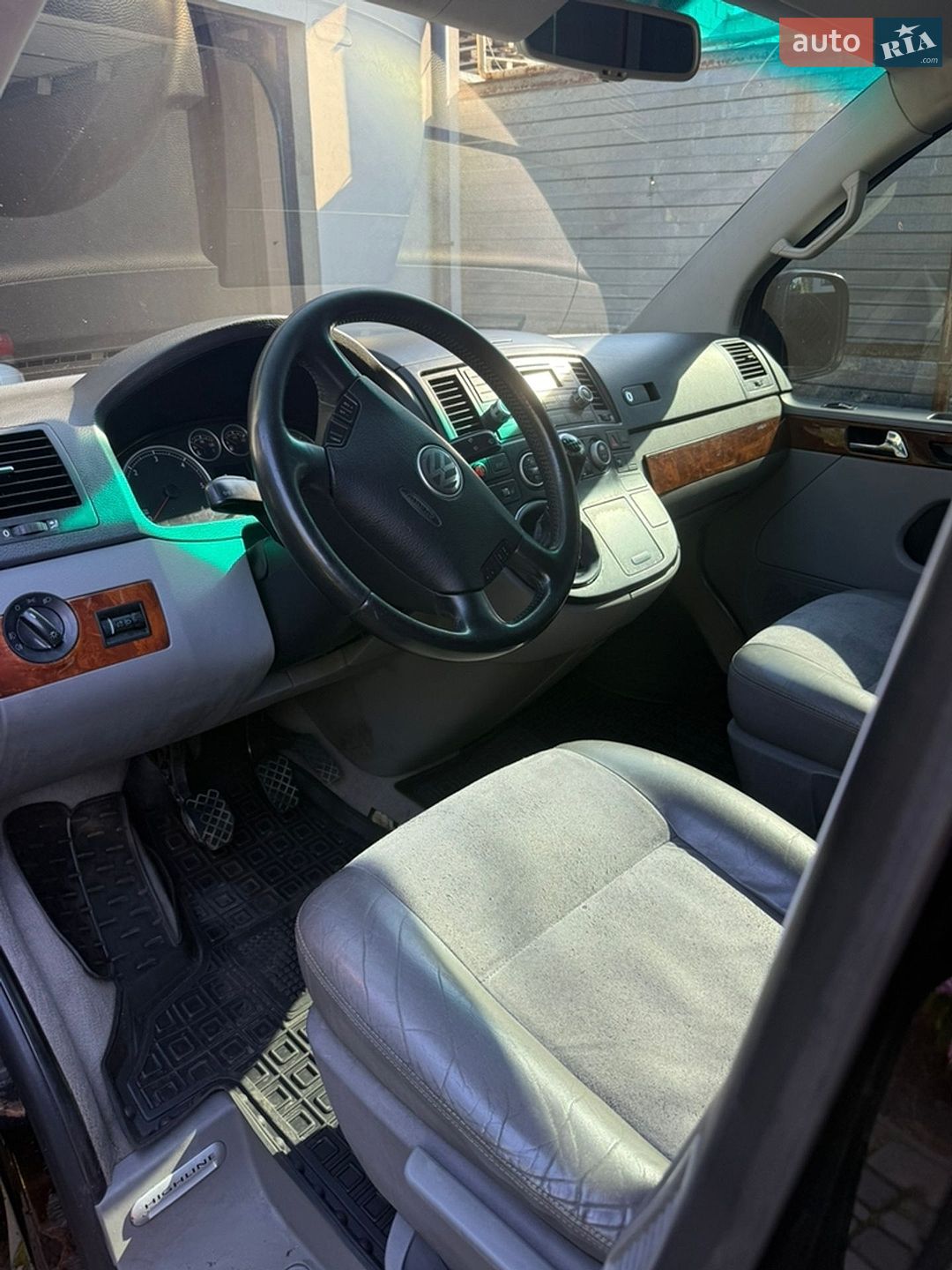 Volkswagen Multivan 2006 VIN WV2ZZZ7HZ6H041960 фото оголошення 8 з 10