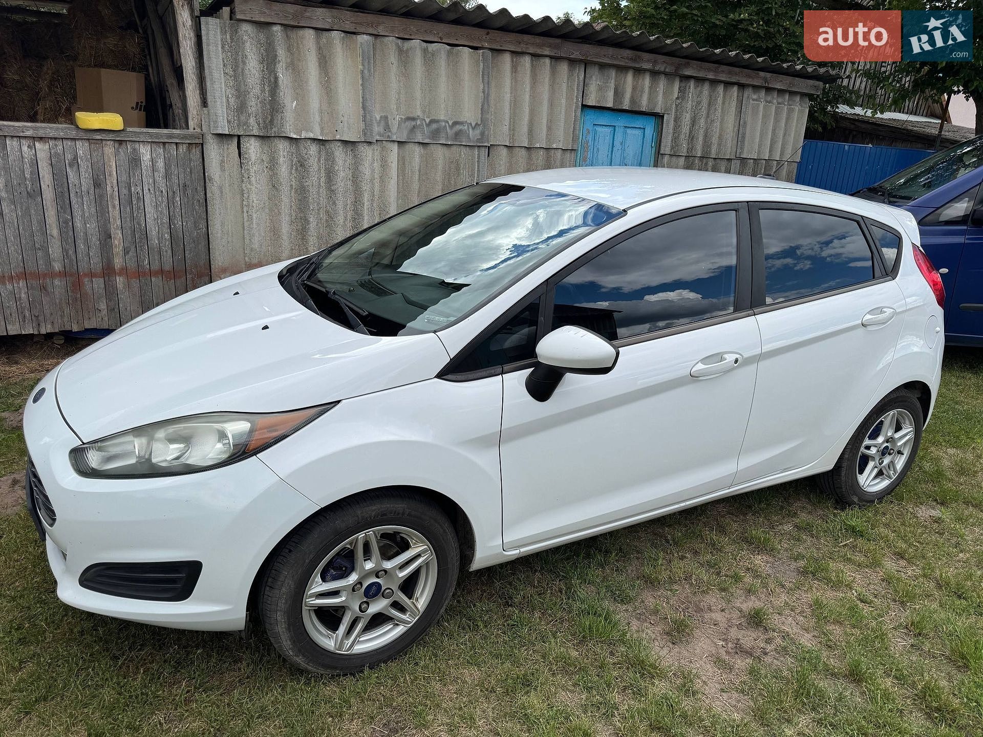 Ford Fiesta 2017 VIN 3FADP4EJ9HM128435 фото оголошення 7 з 27