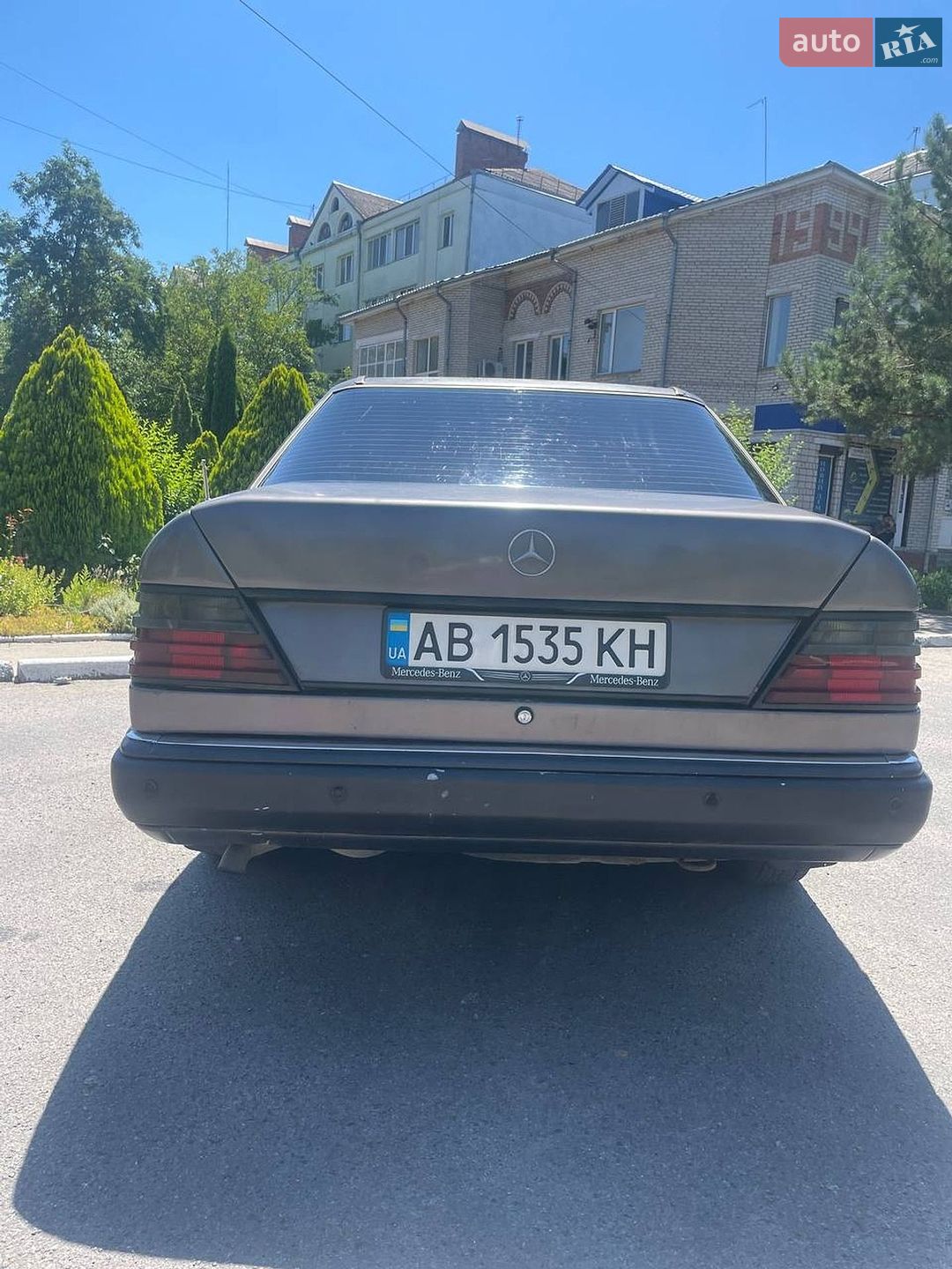 Mercedes-Benz E-Class 1992 VIN WDB1240221B911868 фото оголошення 19 з 22