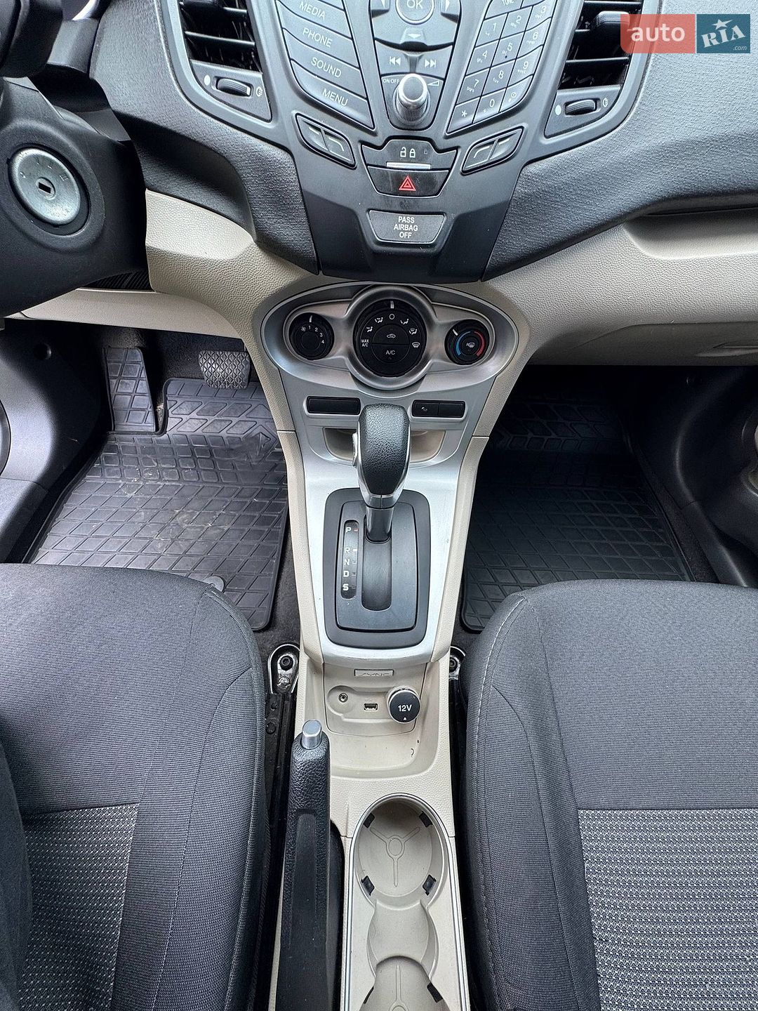 Ford Fiesta 2017 VIN 3FADP4EJ9HM128435 фото оголошення 15 з 27