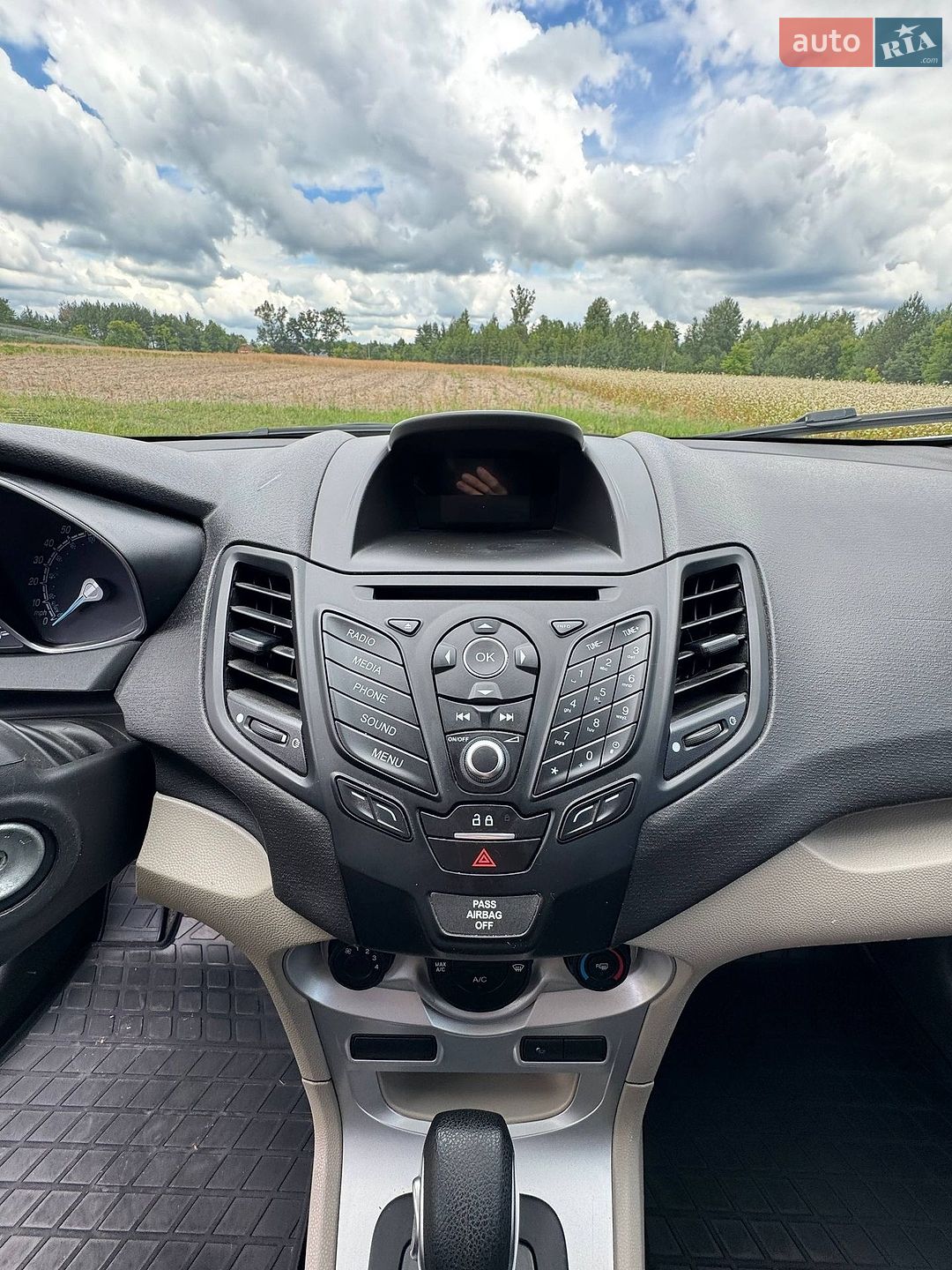 Ford Fiesta 2017 VIN 3FADP4EJ9HM128435 фото оголошення 16 з 27