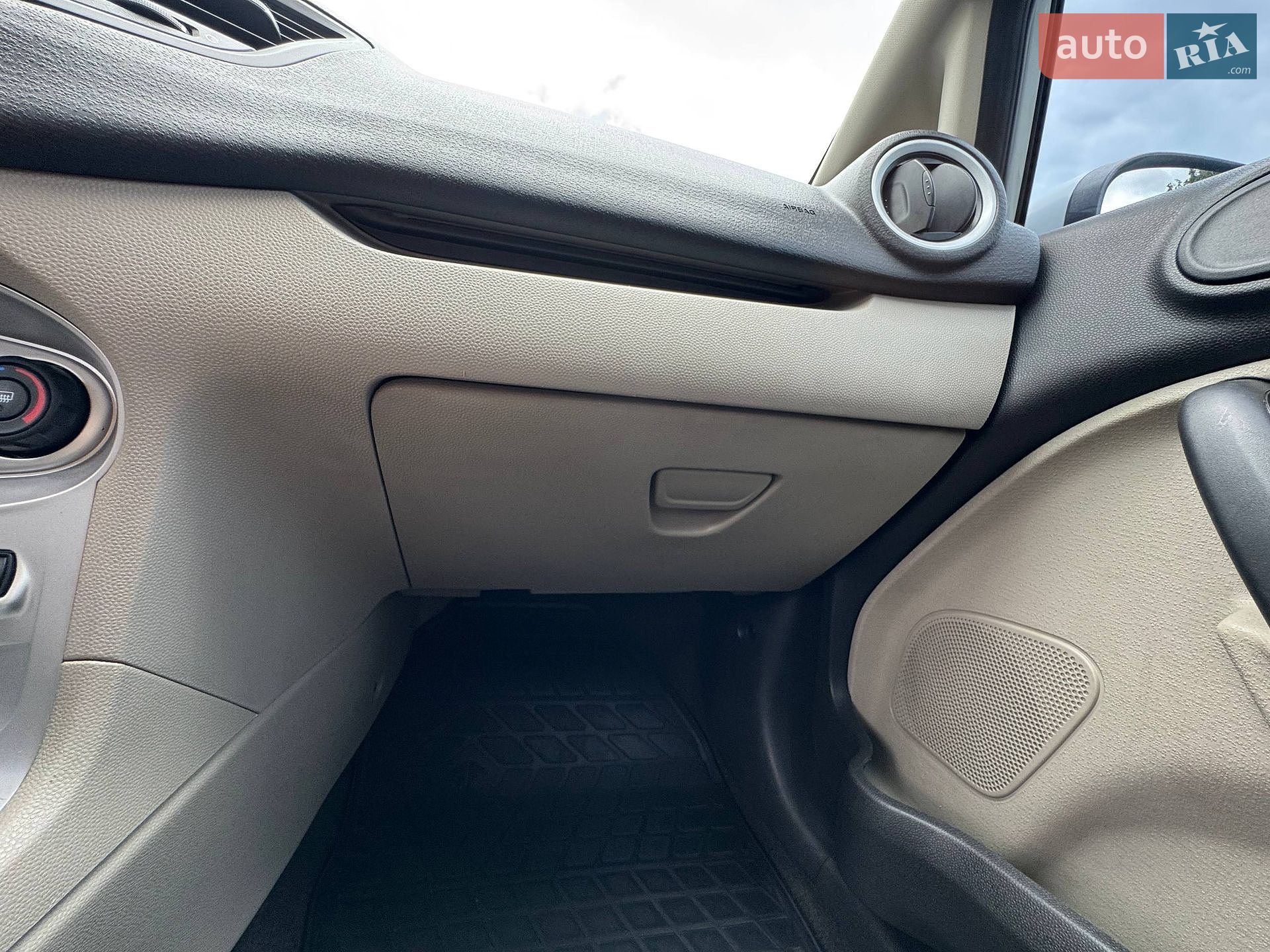 Ford Fiesta 2017 VIN 3FADP4EJ9HM128435 фото оголошення 26 з 27